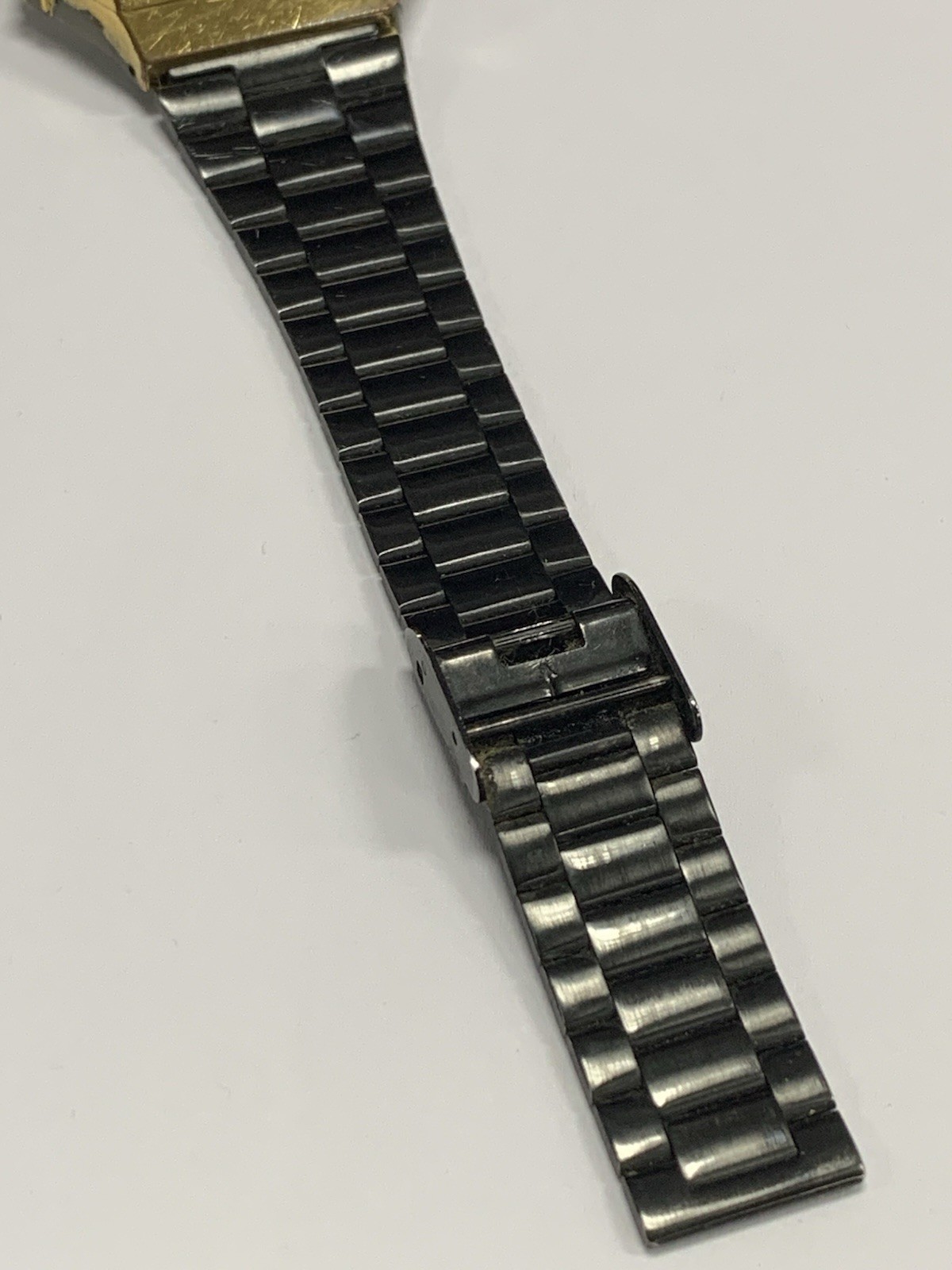Vintage Casio A168WE Black Gold Tn Digital Watch Illuminator Alarm Chrono Works