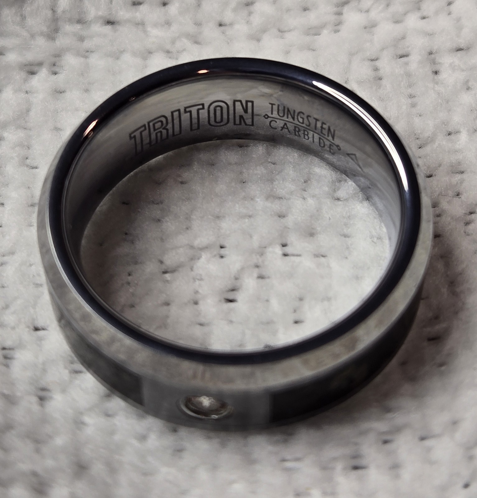 TRITON Tungsten With Carbide Inlay Men’s Ring Size 10 With Single Diamond