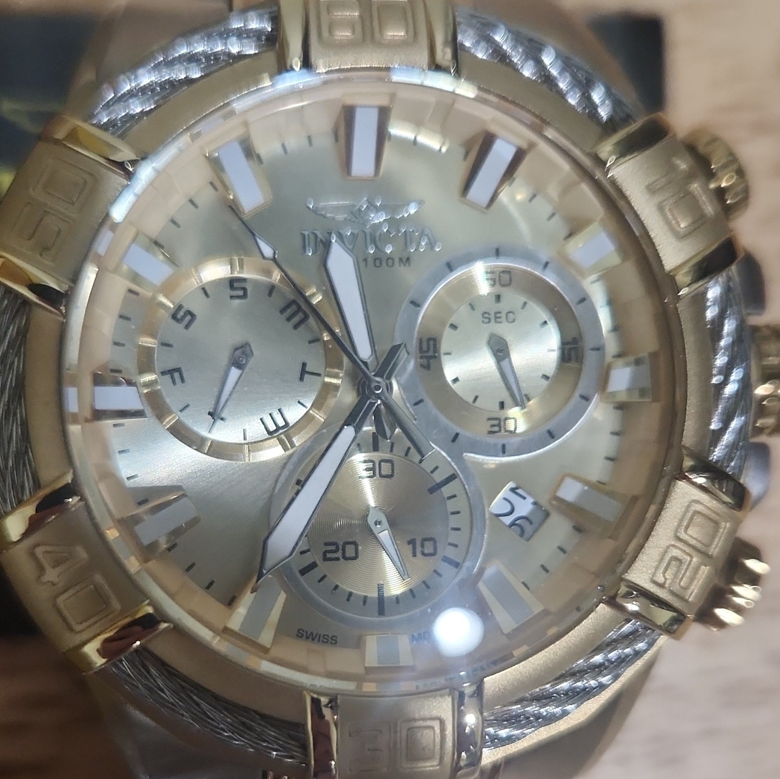 Invicta 25864 Quartz Chronograph 100m Two-Tone SS Bracelet Date Box