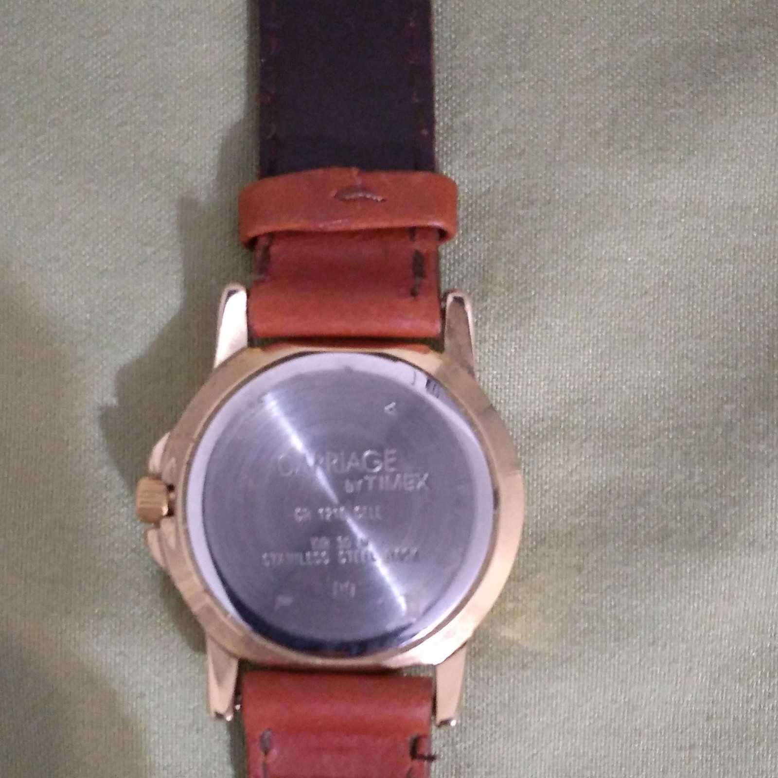 Timex Carriage Women’s Quartz Analog Date Gold Tone Brown Leather 25mm 30m