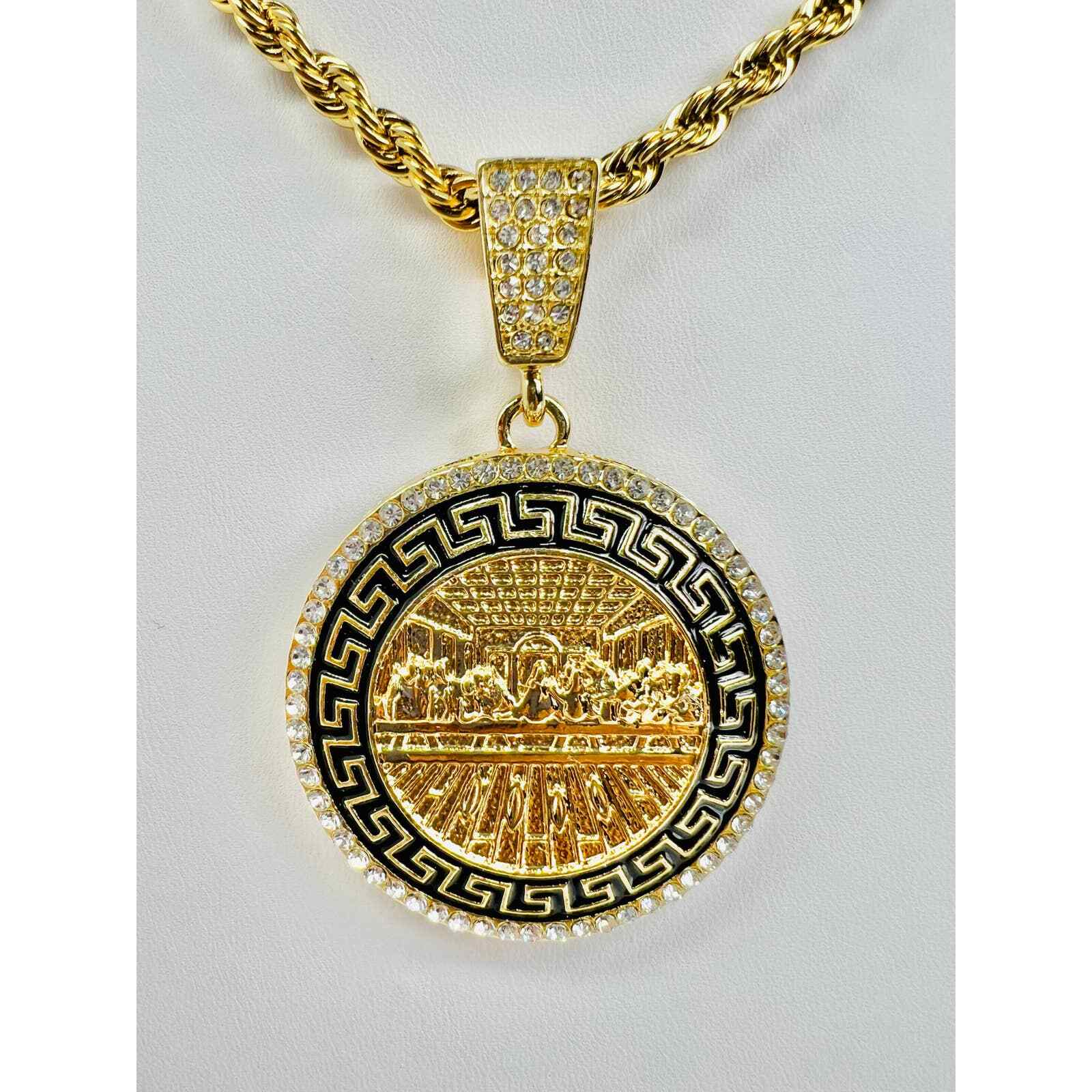 La Ultima Cena Medalla con Cadena 24K Oro Chapado Laminado Torzal Nuevo Redondo