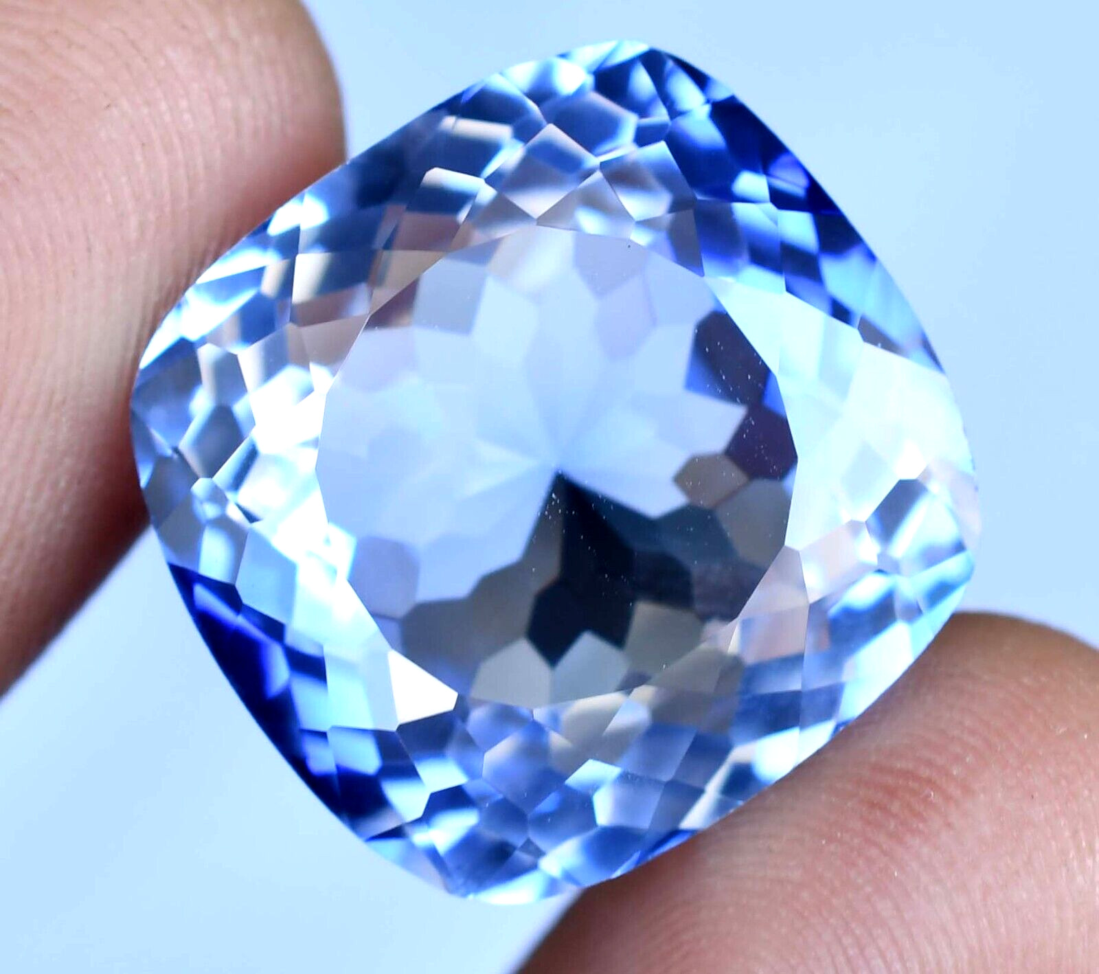 Natural Blue Sapphire 40.55 Ct FLAWLESS Certified Montana Treated Loose Gemstone