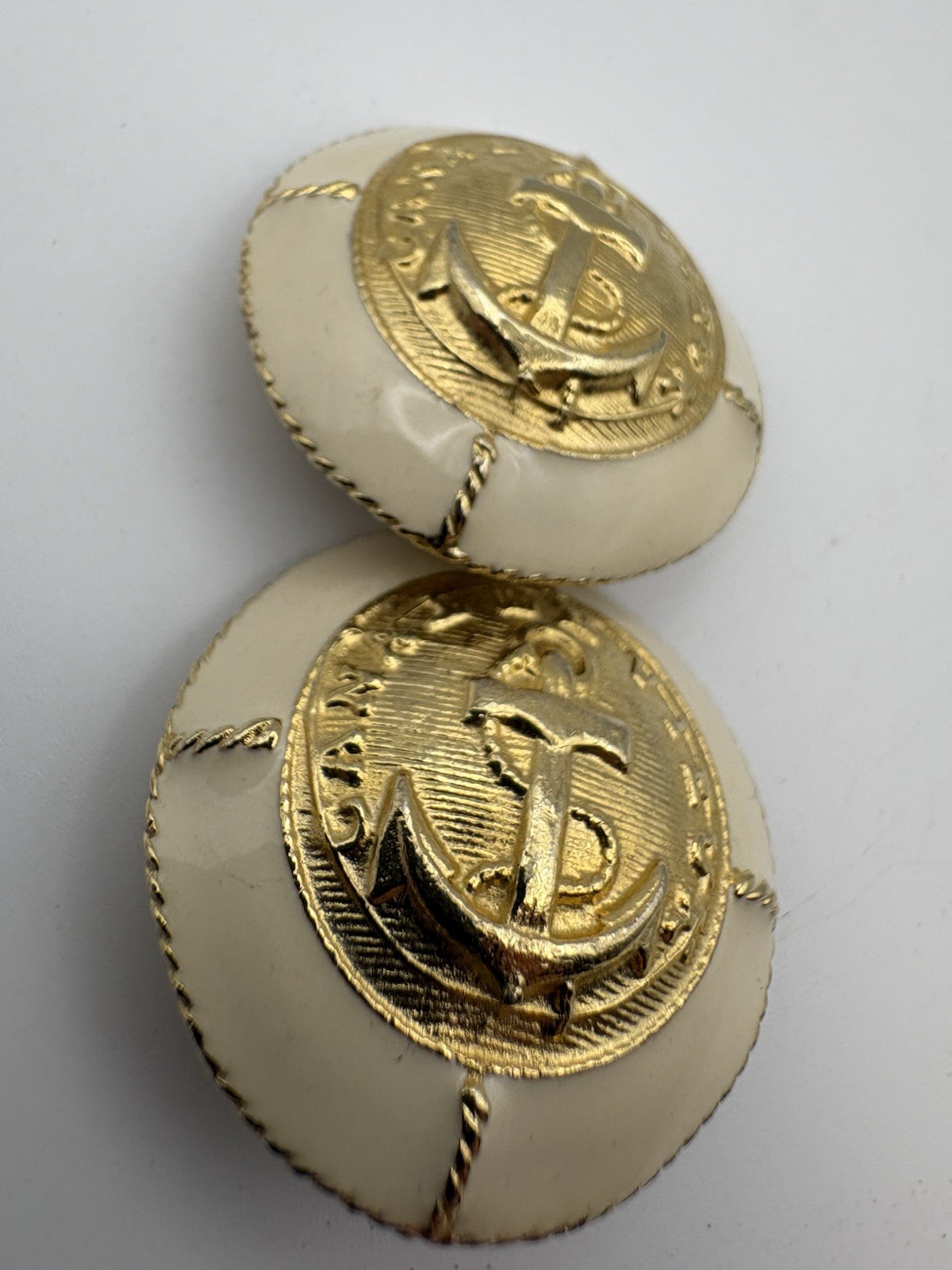 Vtg GAY BOYER Cream Enamel Gold Tone Nautical Anchor Clip On Earrings Statement
