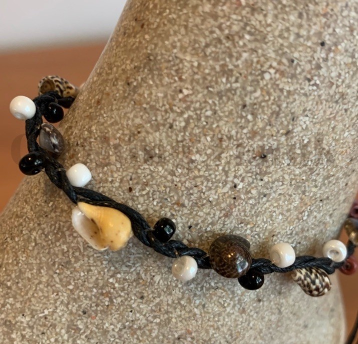 Mini Sea Shell Macrame Anklet – Black Adjustable Beach Boho Jewelry