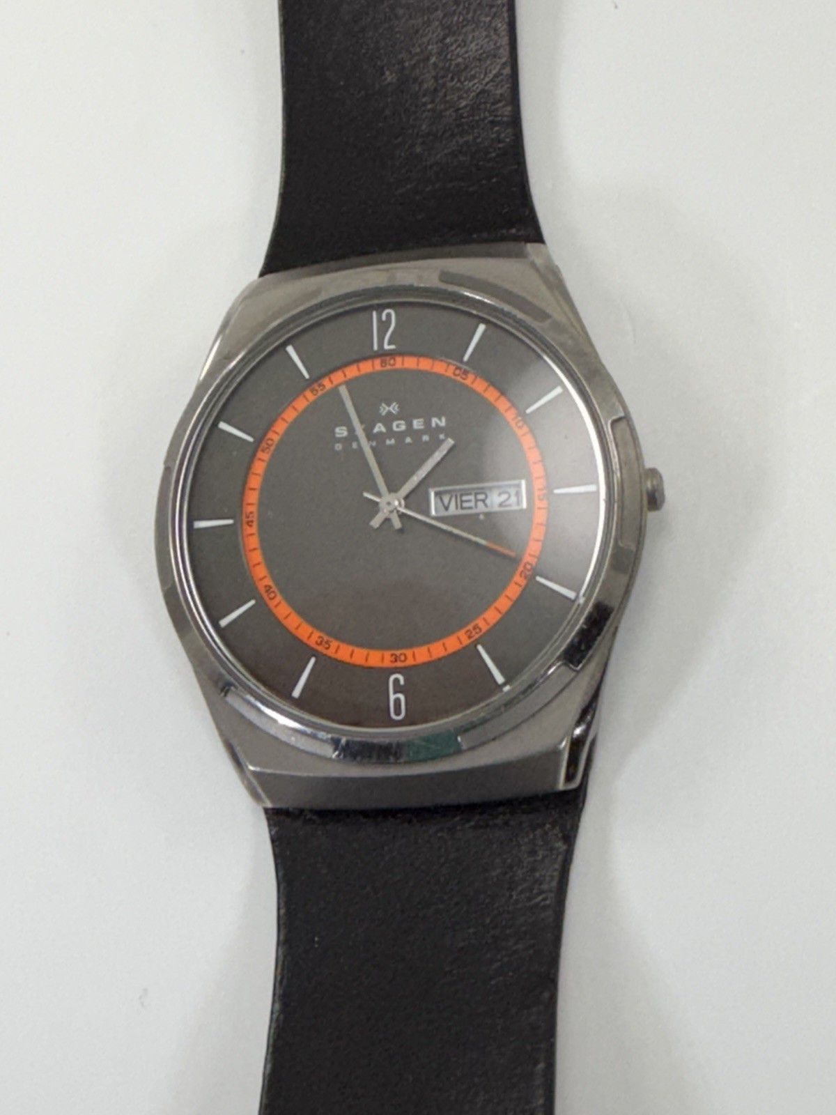 Skagen Melbye Grey Dial Grey Mesh Men’s Watch SKW6007