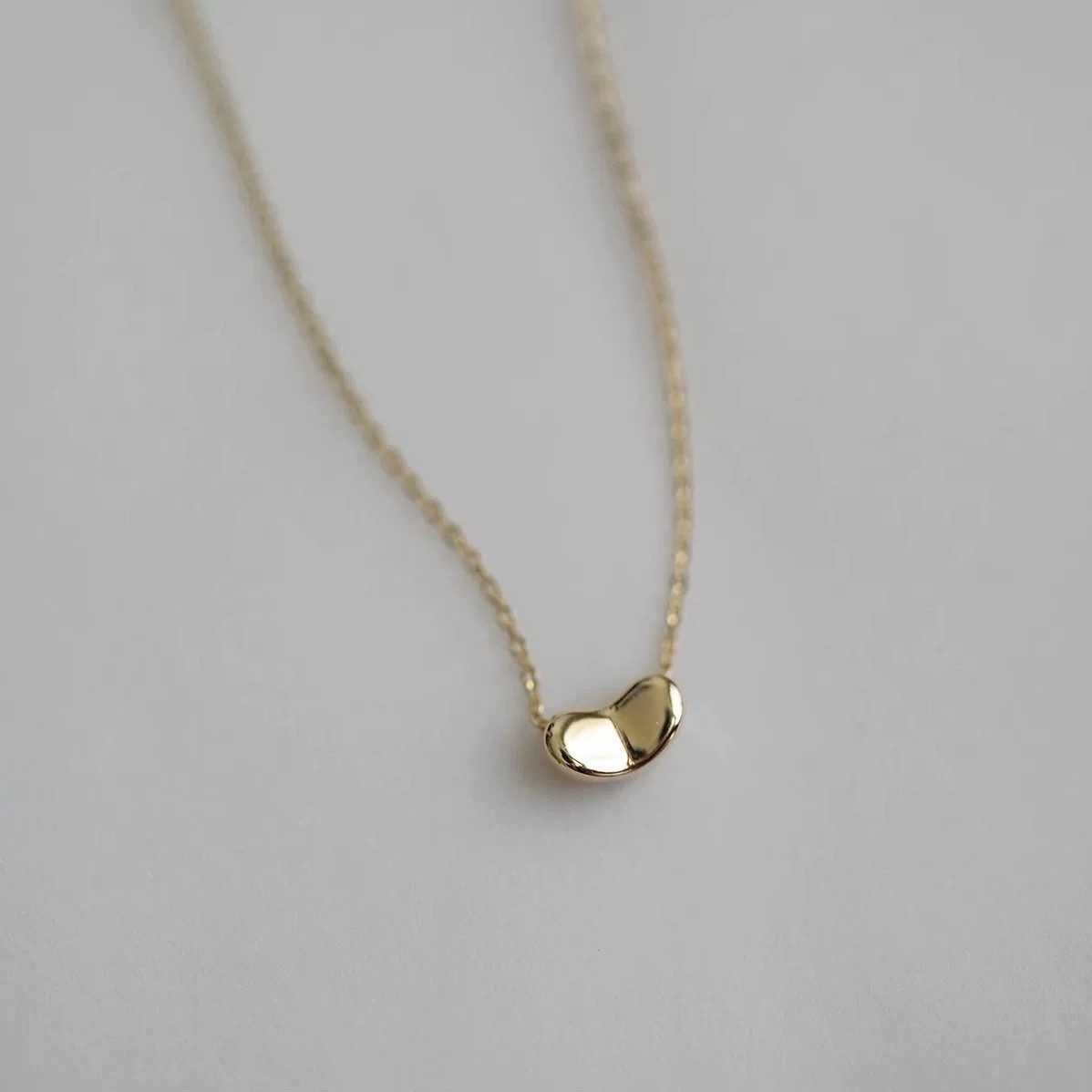 Solid 14K Yellow Gold Bean Pendant Necklace AU585 Stamp, 16.5” Adjustable