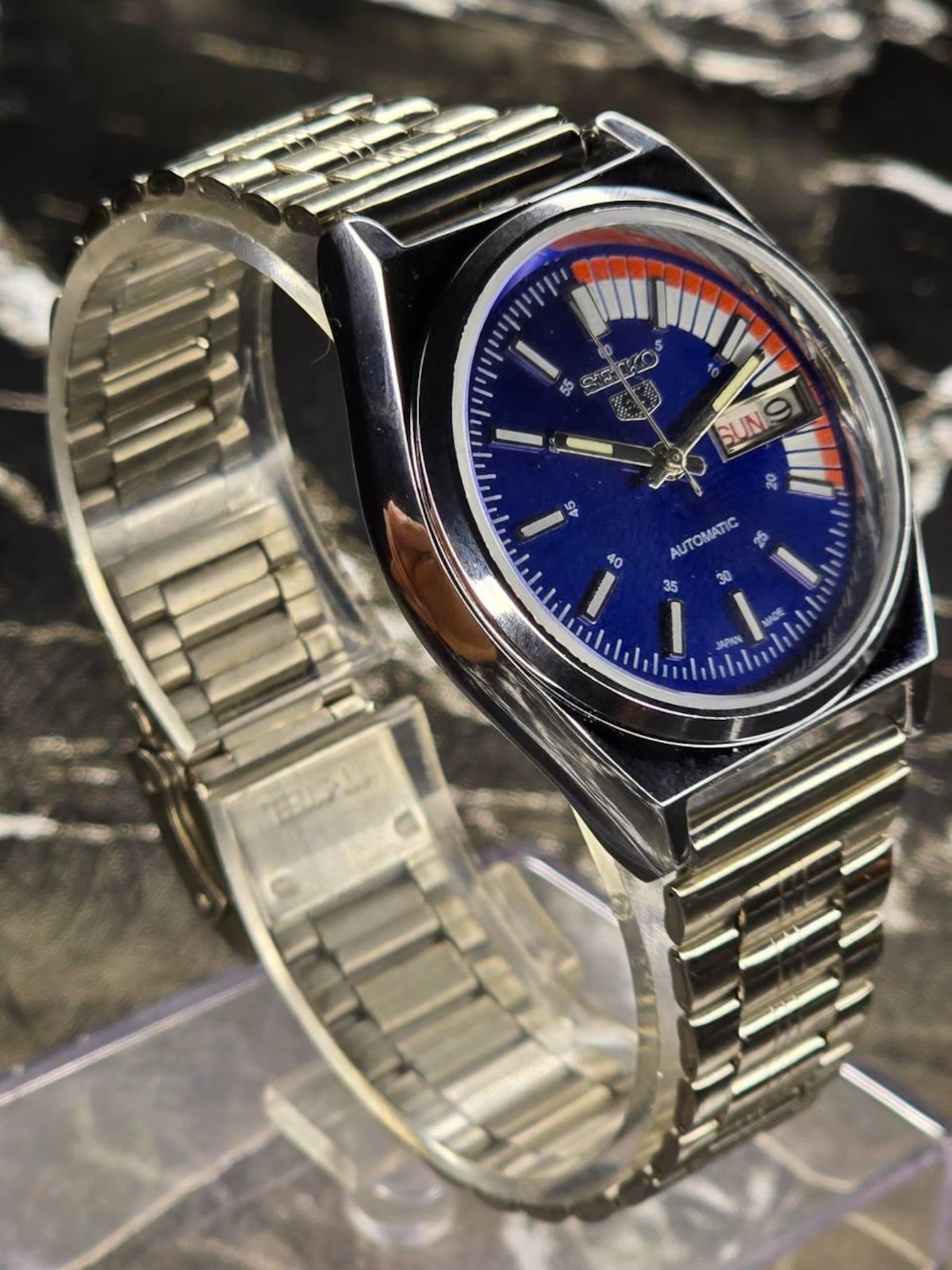 Vintage Refurbished Seiko Automatic Blue Day/Date Men’s Wrist Watch 36MM