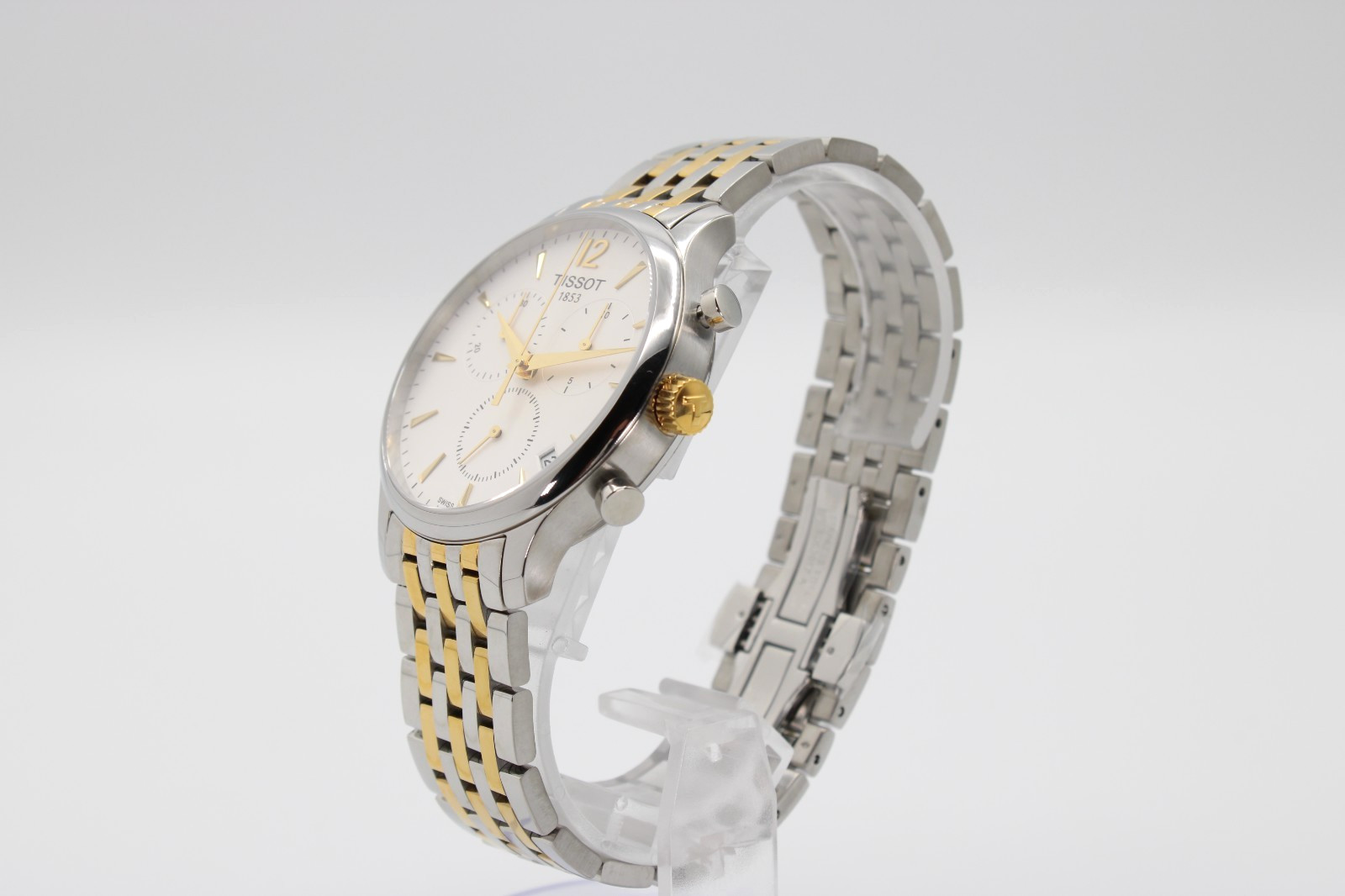 GUCCI YA136330 Dive White Dial Men’s Watch 40mm