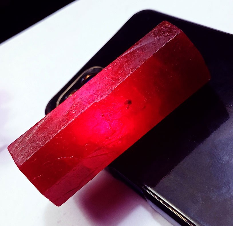 Big Size Natural Red Beryl Rough Loose Gemstone 400.50+ Ct Certified Rough H05