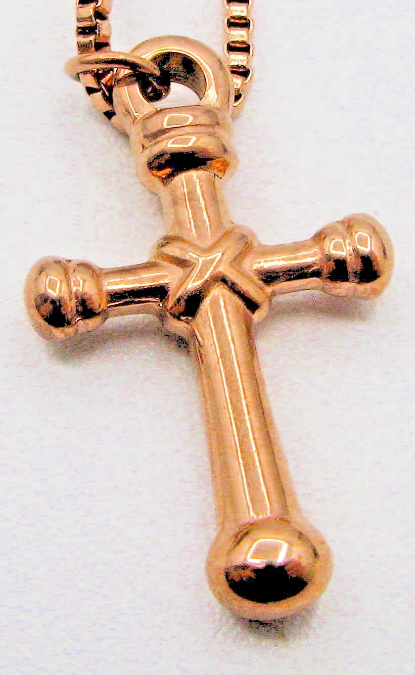 18K Gold PVD Stainless Steel Cross Pendant Necklace Rose Gold Box Chain 18″