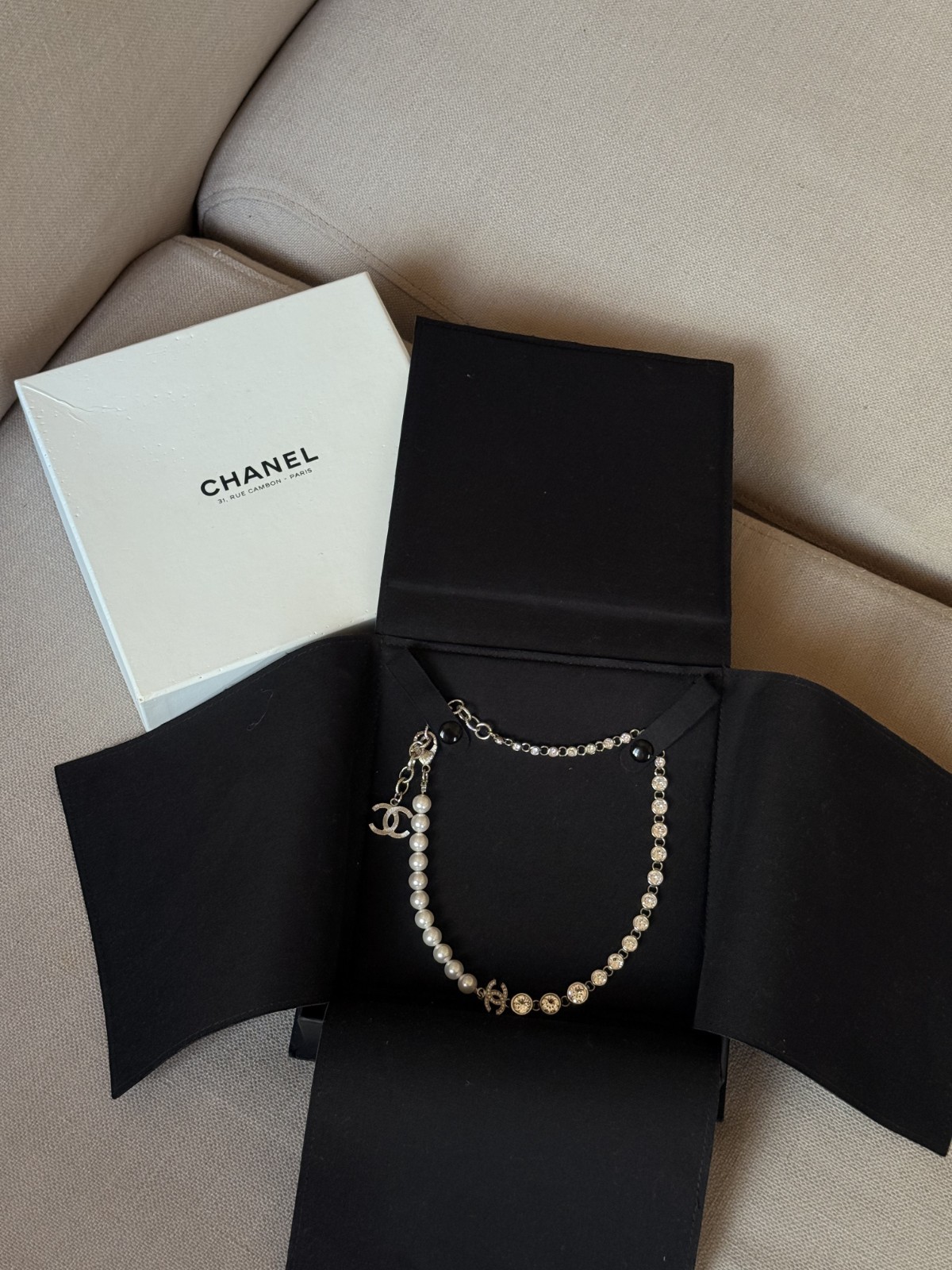 Chanel Choker Necklace With Crystal And Freshwater Pearls