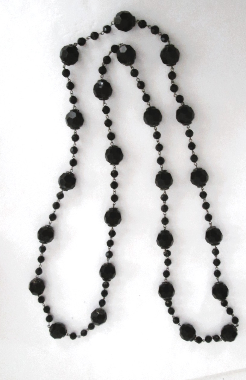 Vintage Jet Black Faceted Bead Long Flapper Necklace 54″ Retro Goth Opera Length