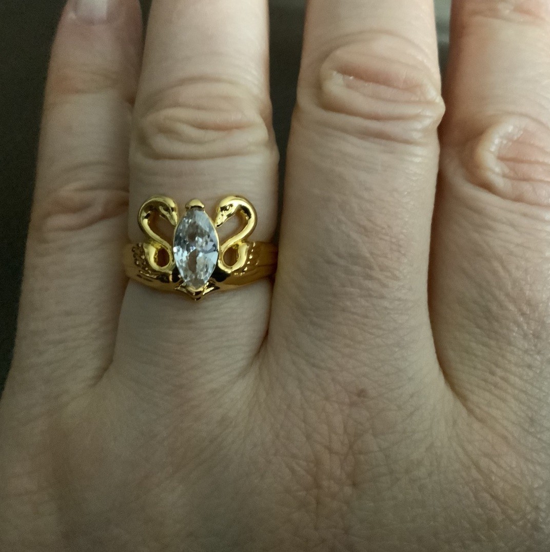 Avon Bird Ring Swan Gold Crystal Sz 7 Love VTG Lovebirds Marquise CZ Boho Retro
