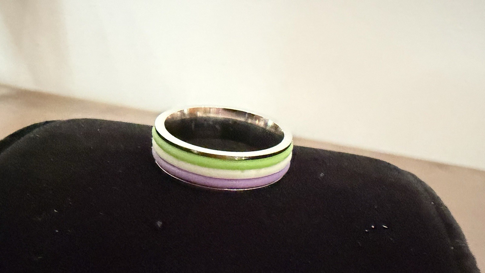 Stainless Steel Ring With Lavender, White, & Lime Green Silicone Incerts Size 8