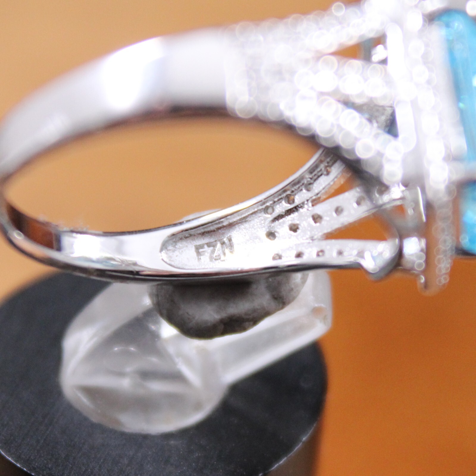 Fuzion Creations Blue & White Zirconia Ring Sterling Silver Size 7.75 Signed FZN