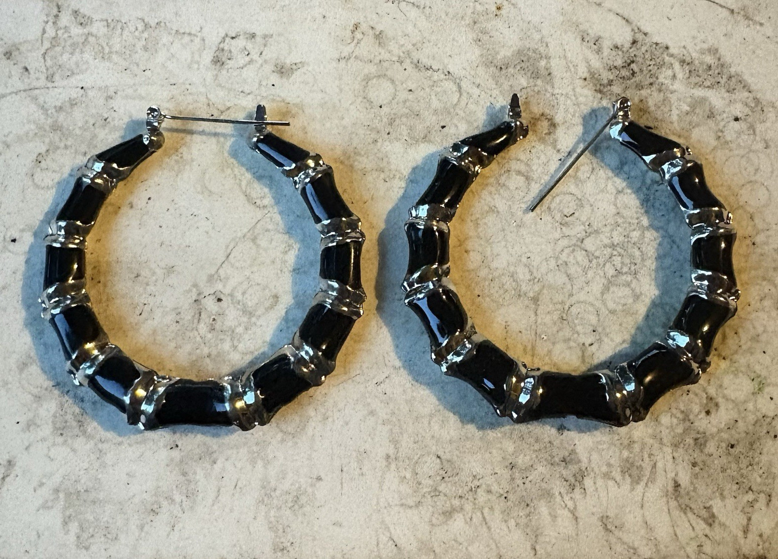 black and silver tone segmented round hoop post earrings for lobe no stone