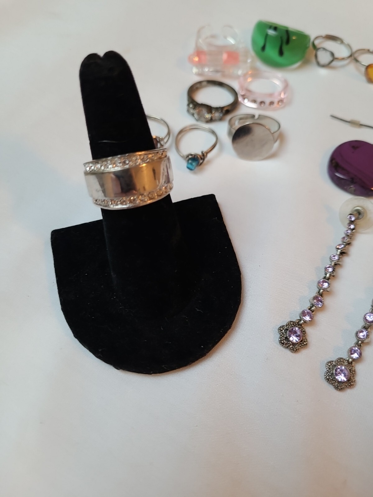 Big Lot of 39 Fashion Earrings, Bracelet & Rings [4.2]