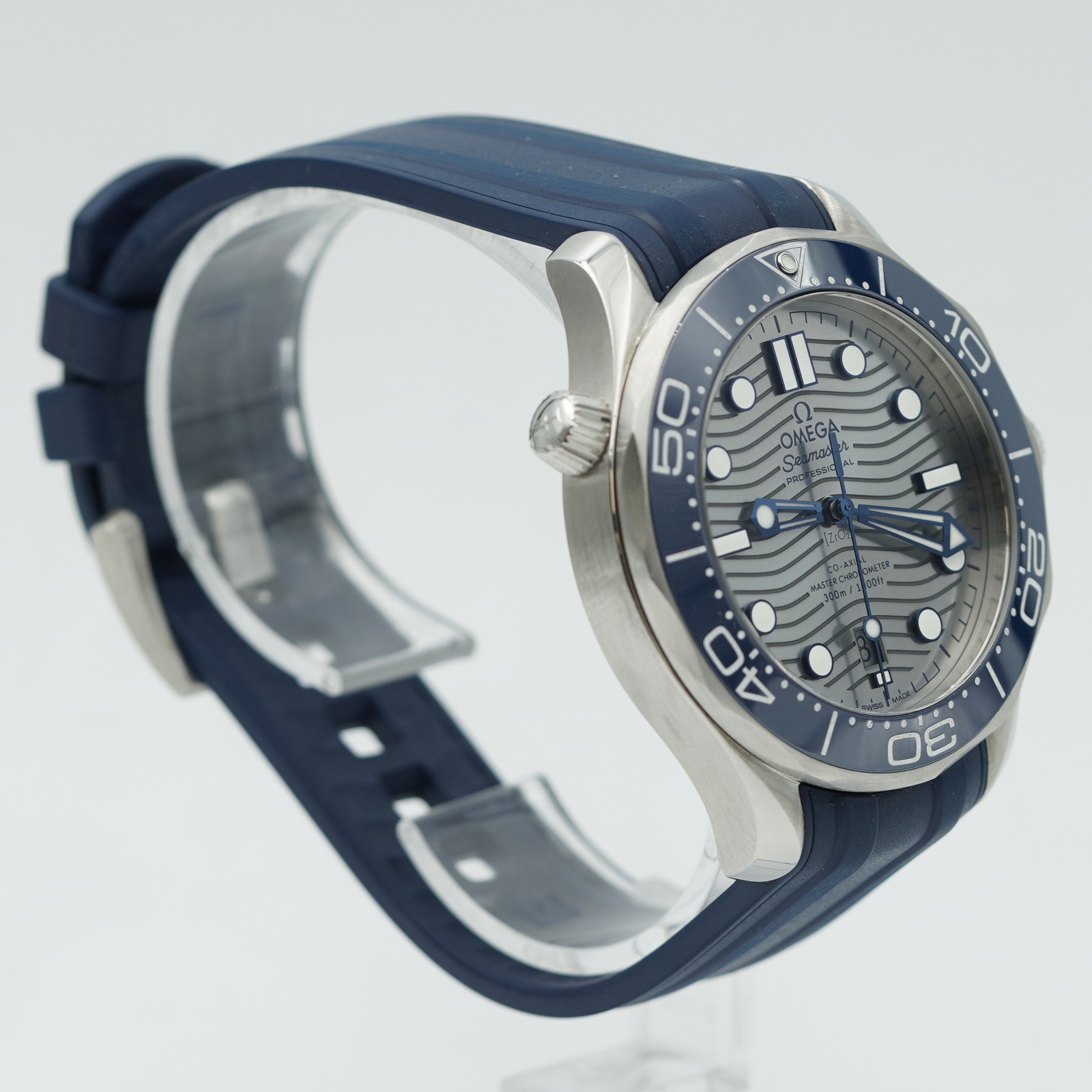 Omega Seamaster Pro Diver 300M 210.32.42.20.06.001 Silver B&P
