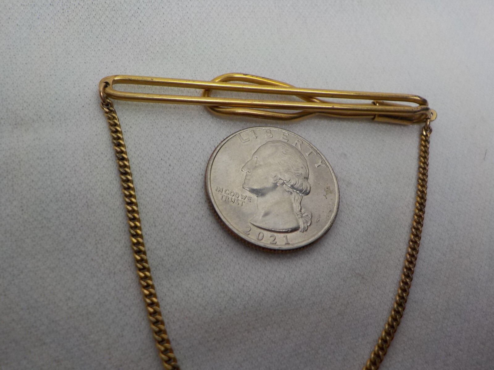 VINTAGE SWANK 1OK RGP TIE BAR WITH CHAIN