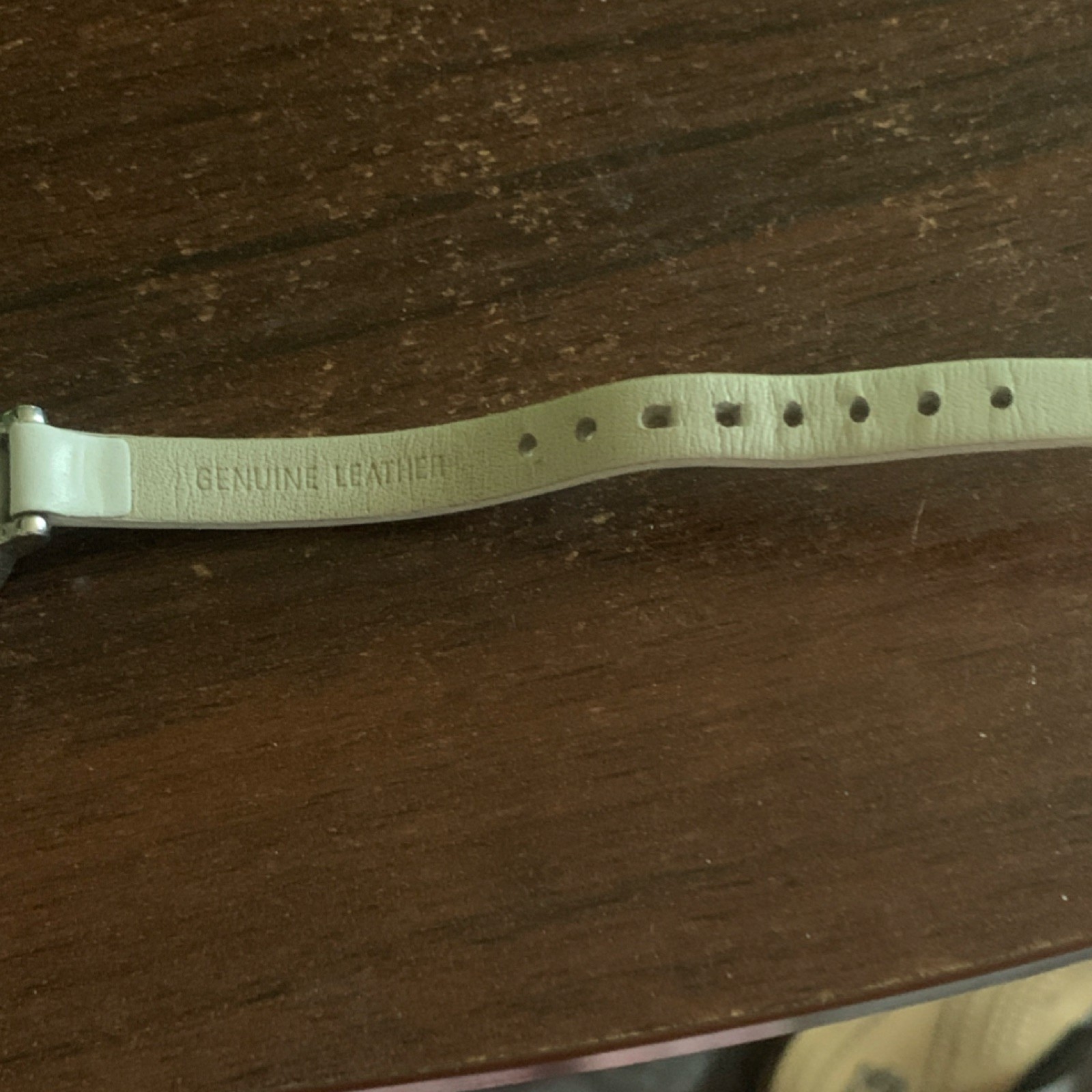 Marc by Marc Jacobs Women’s Quartz Watch White Dial Strap Silver Case 50m