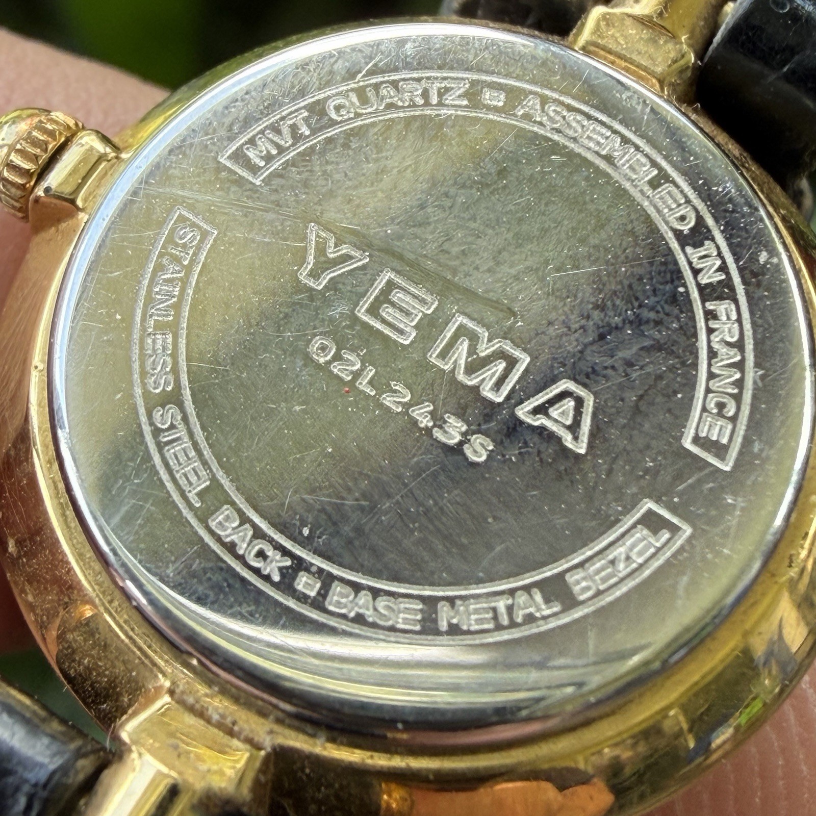Vintage YEMA Paris Type Must Black Colosseum Quartz Women’s 21mm Watch RUNS!