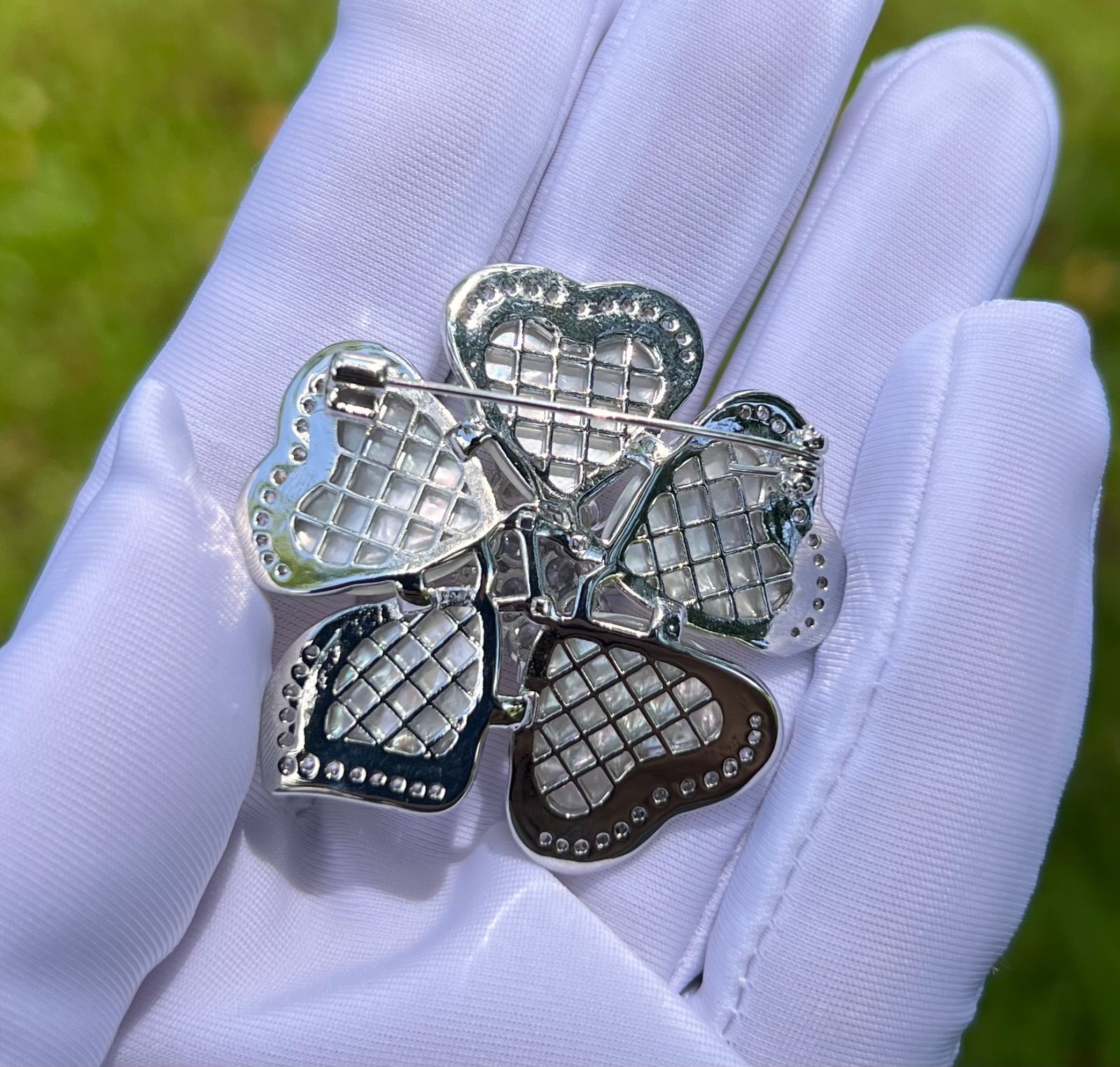 Brilliant Crystals flower brooch pin