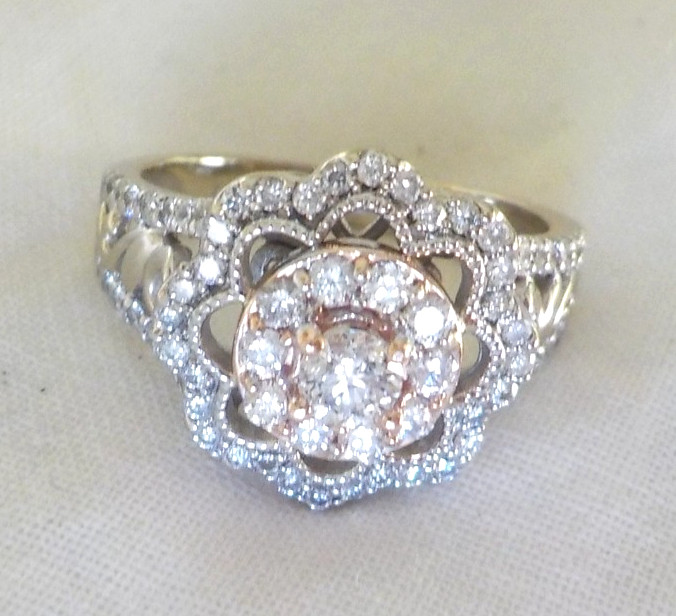 Vera Wang 14K Multi Gold Floral Diamond Halo Ring – 5.67 gms, Sz 7.75, 0.82 ctw