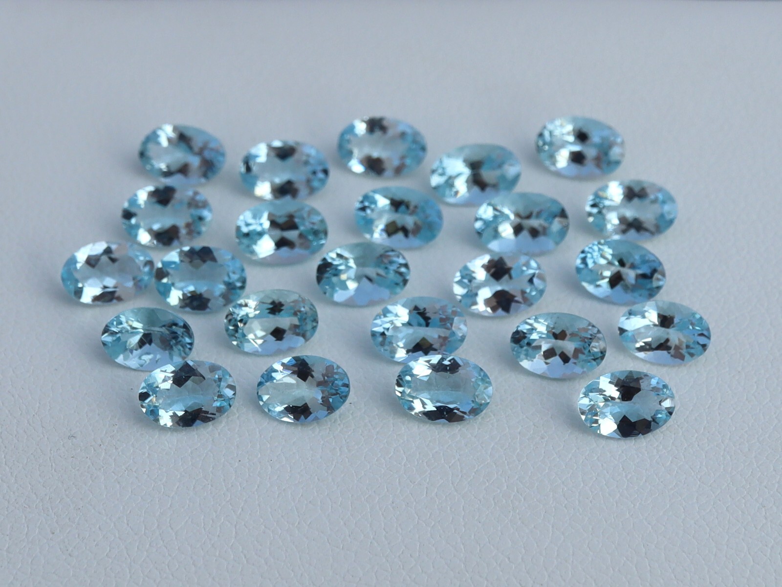 6×4 mm Eye Clean Natural Medium Blue Aquamarine Oval Cut Gemstone Nice Luster