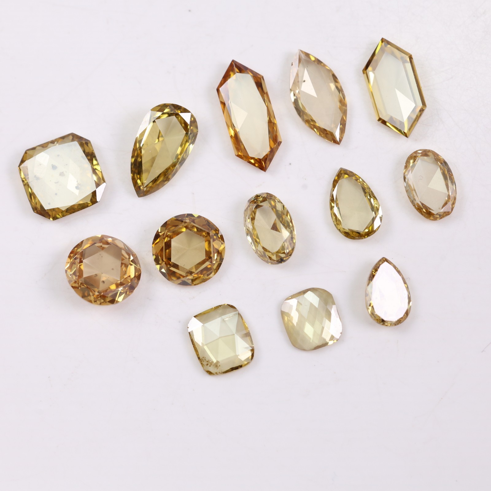 Mixed Shape Champagne Yellow Lab Diamond Loose Sustainable Stone For Fine Ring