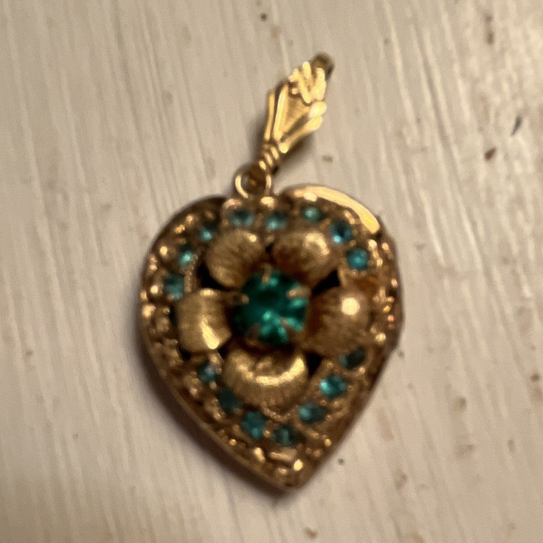 Gold Tone Heart Photo Locket Pendant Blue Round Crystal Rhinestones Love Theme