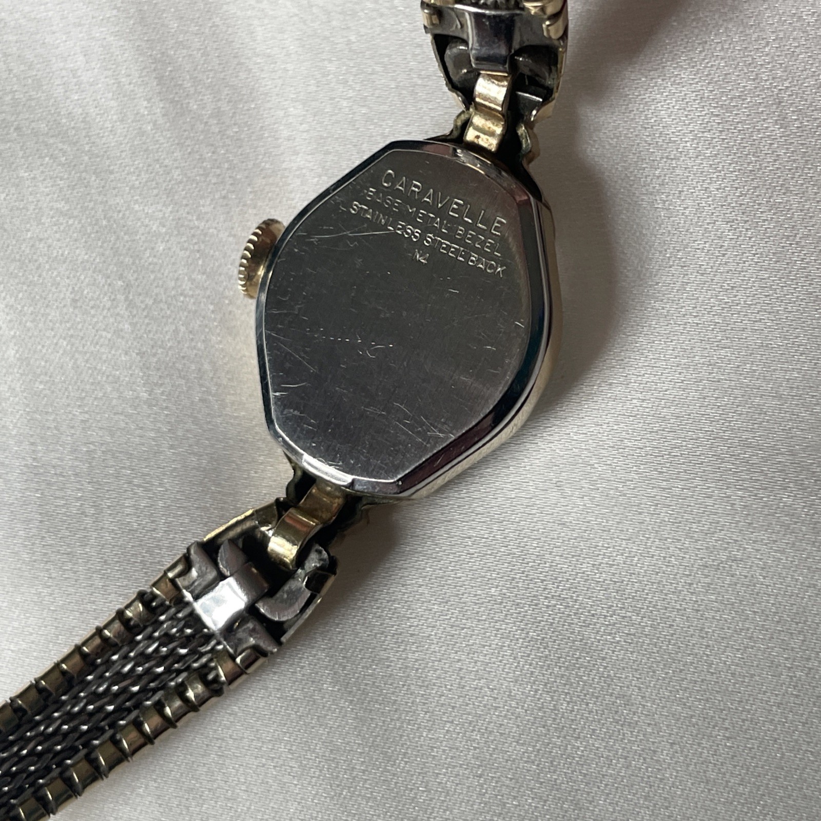 Vintage Caravelle By Bulova N4 17 Jewel Ladies Watch Manual Wind Working