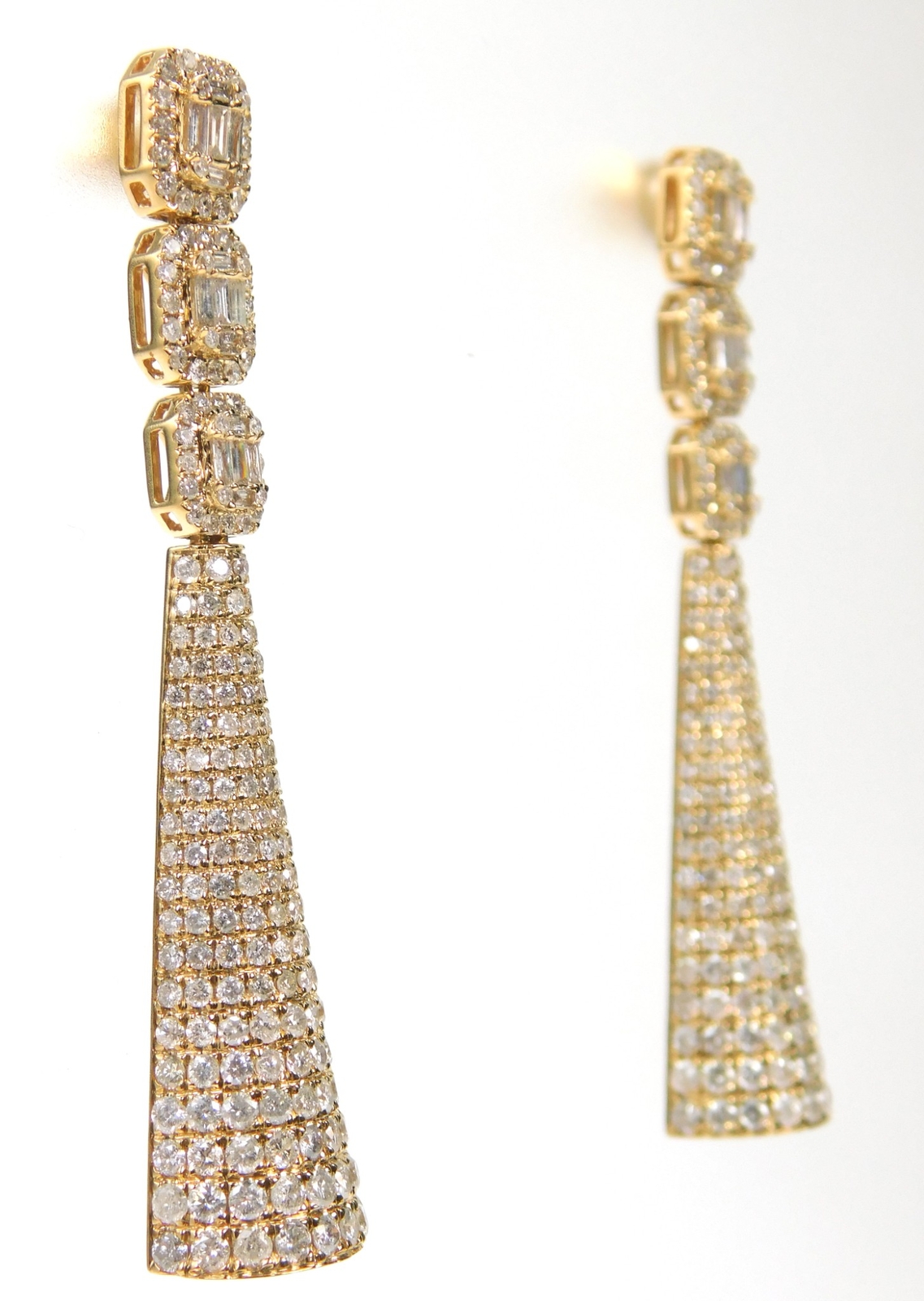 Beautiful 14K Yellow Gold 5.85 ctw Diamond Lady’s Drop Dangle Earrings Jewelry