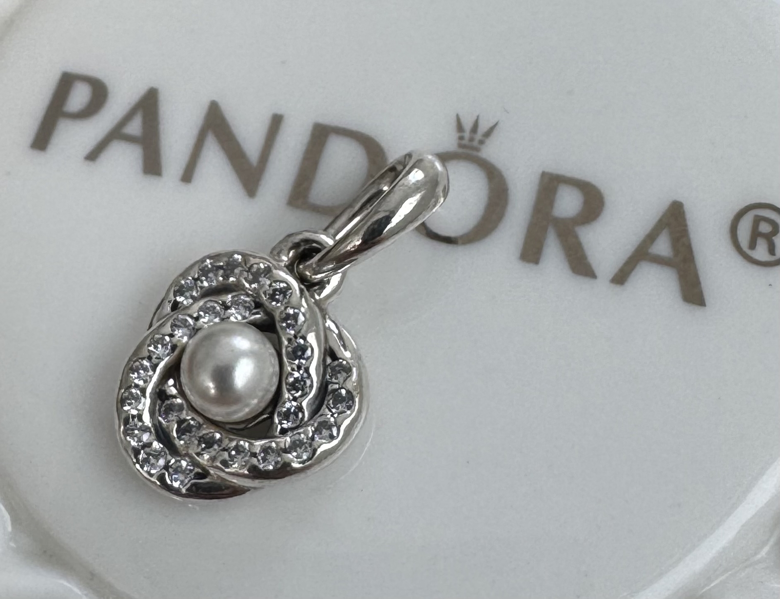 Authentic Pandora Luminous Love Knot Pendant #390401WCP