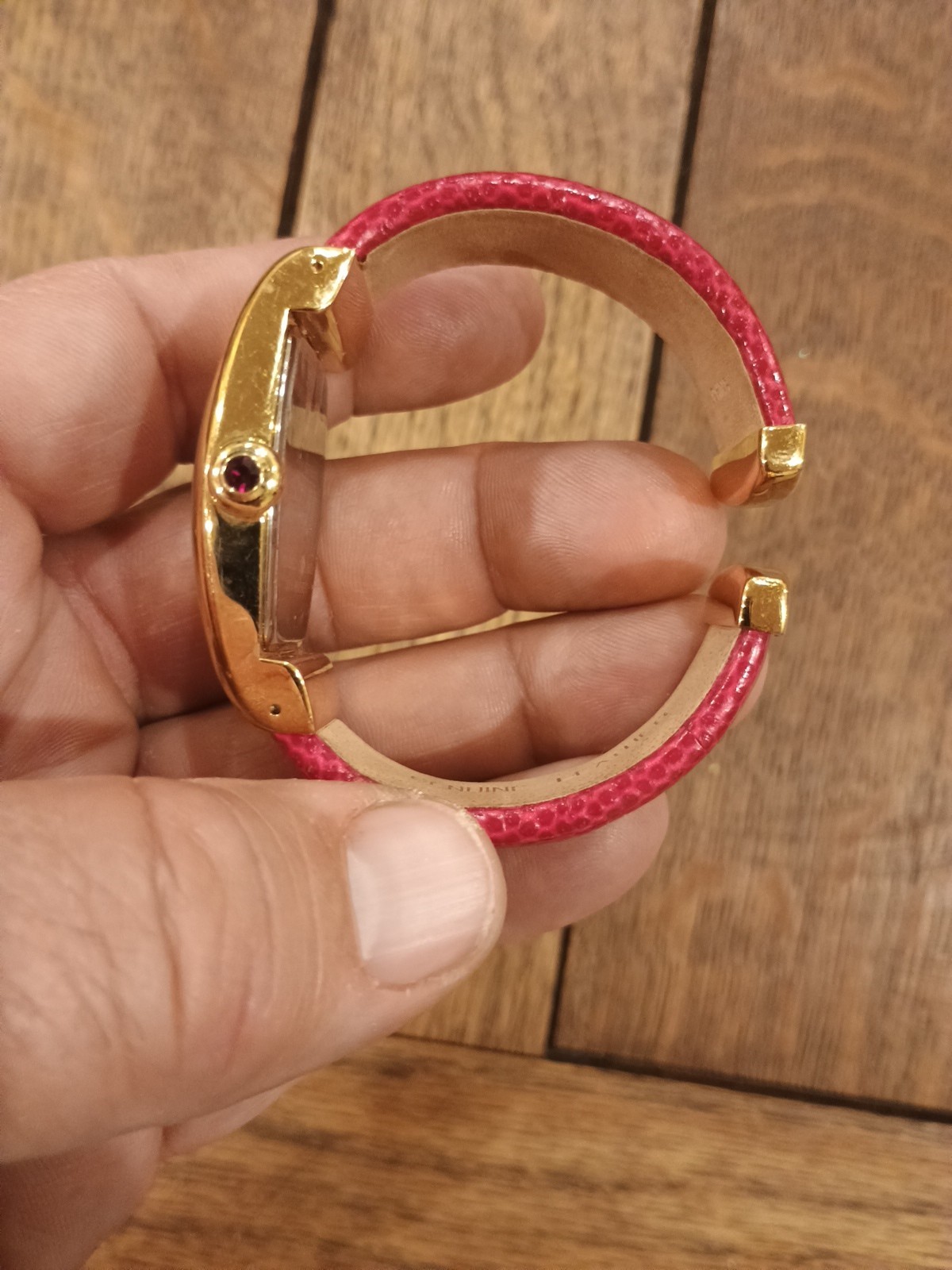 joan rivers classics watch v377 Simply The Best Pink Face And Band Needs Battery