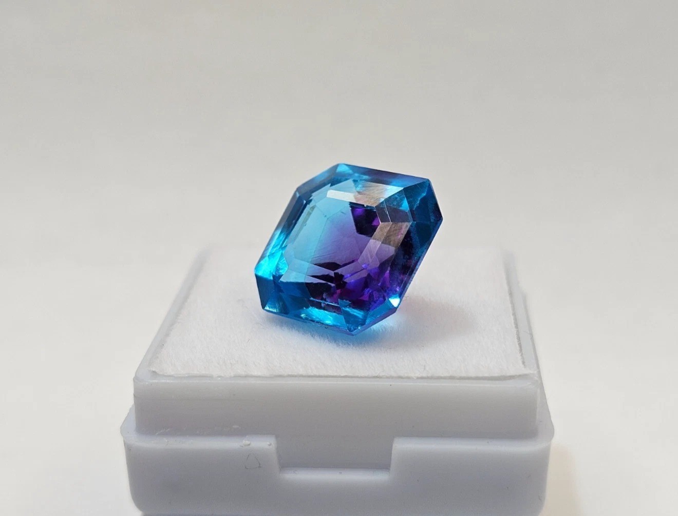 Bi-Colour Pitambari Sapphire Asscher Cut 12-13 Ct Loose Gemstone EGL Certified
