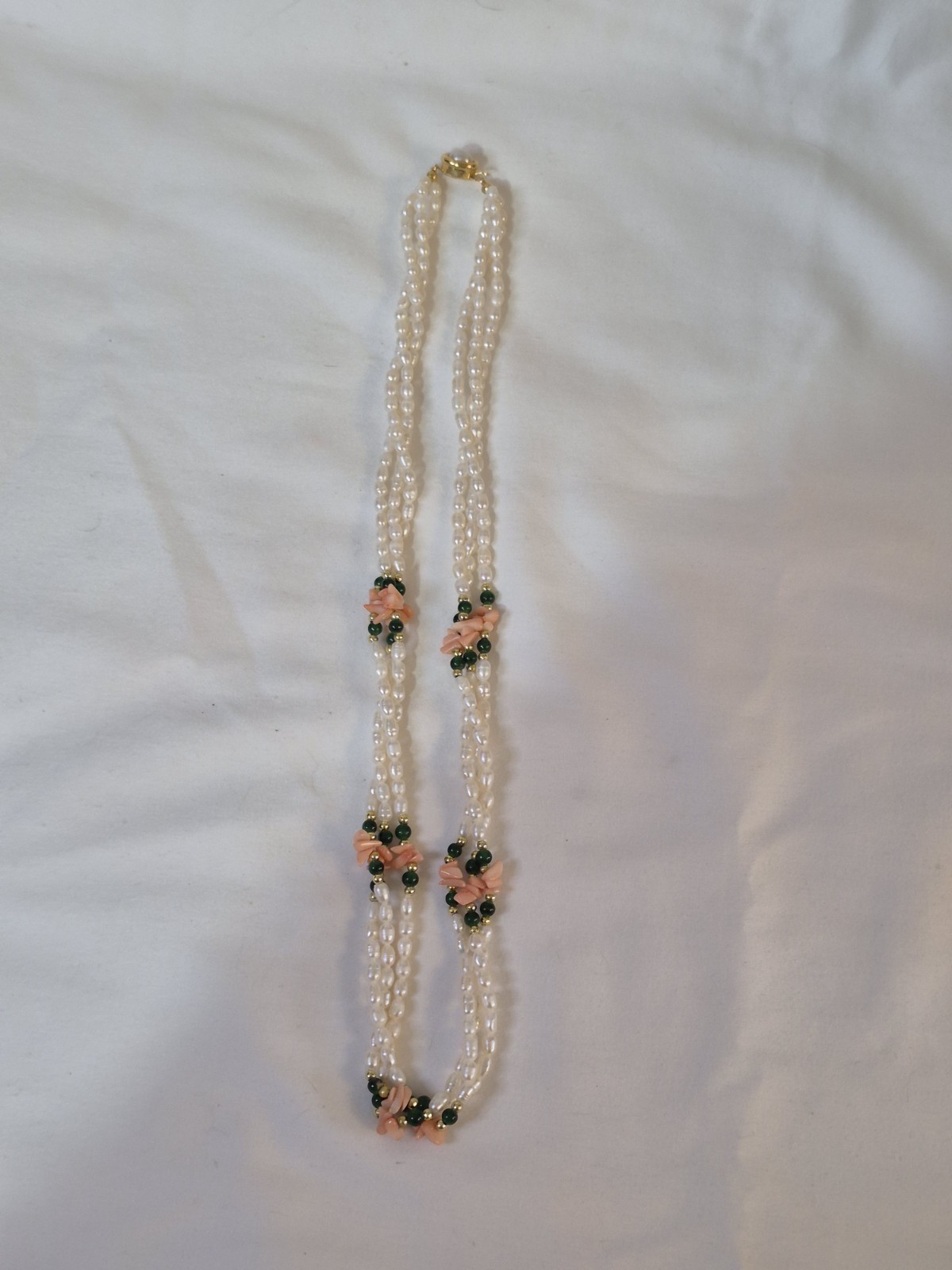Rice Pearl 3 Strand Necklace 22” Coral Green Goldtone Push Lock Clasp Vintage