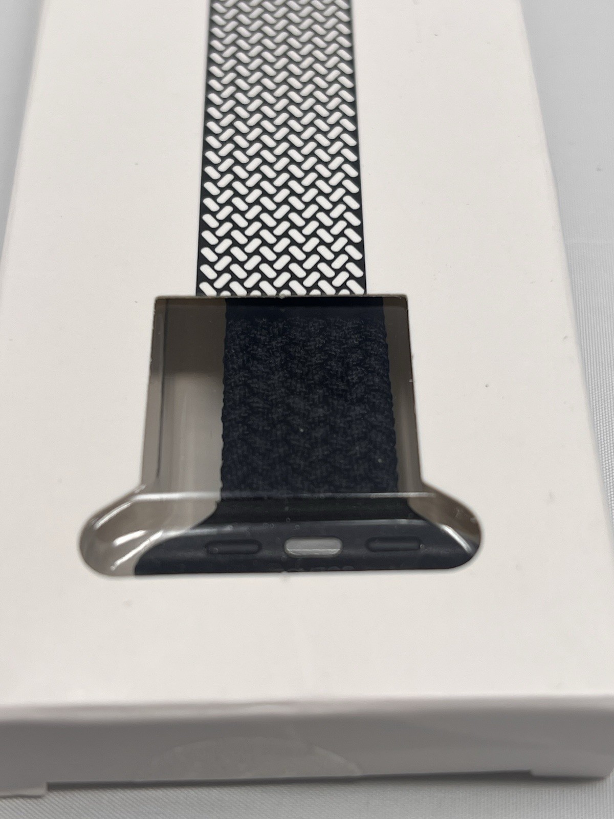 Solace Slim Imperium Loop Watch Band – 38/40/41 MM – SKU1527 – Black XS – Box