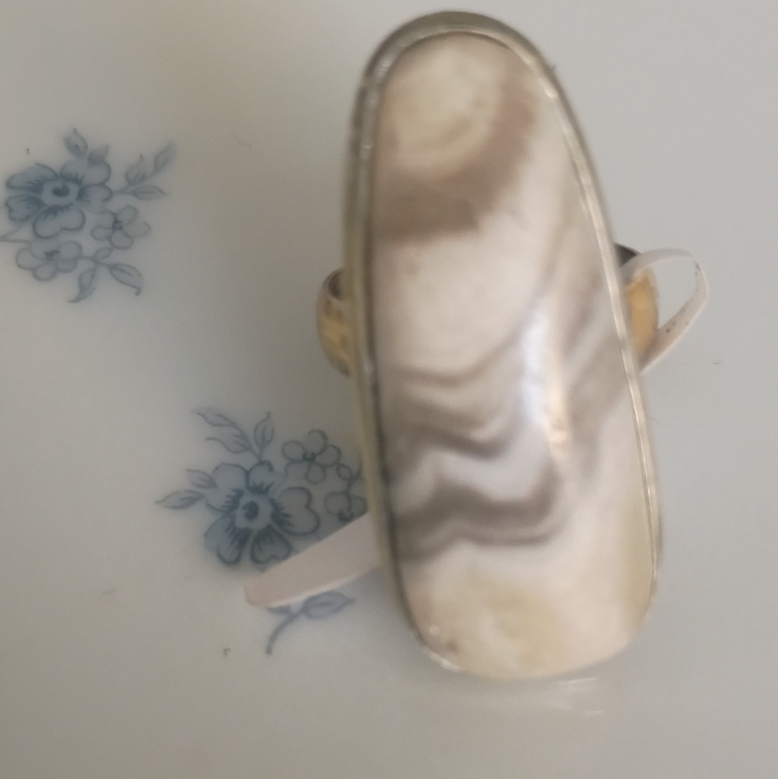 Bohemian Style Oval Shaped Natural Lace Stone Size 5 And 1/2