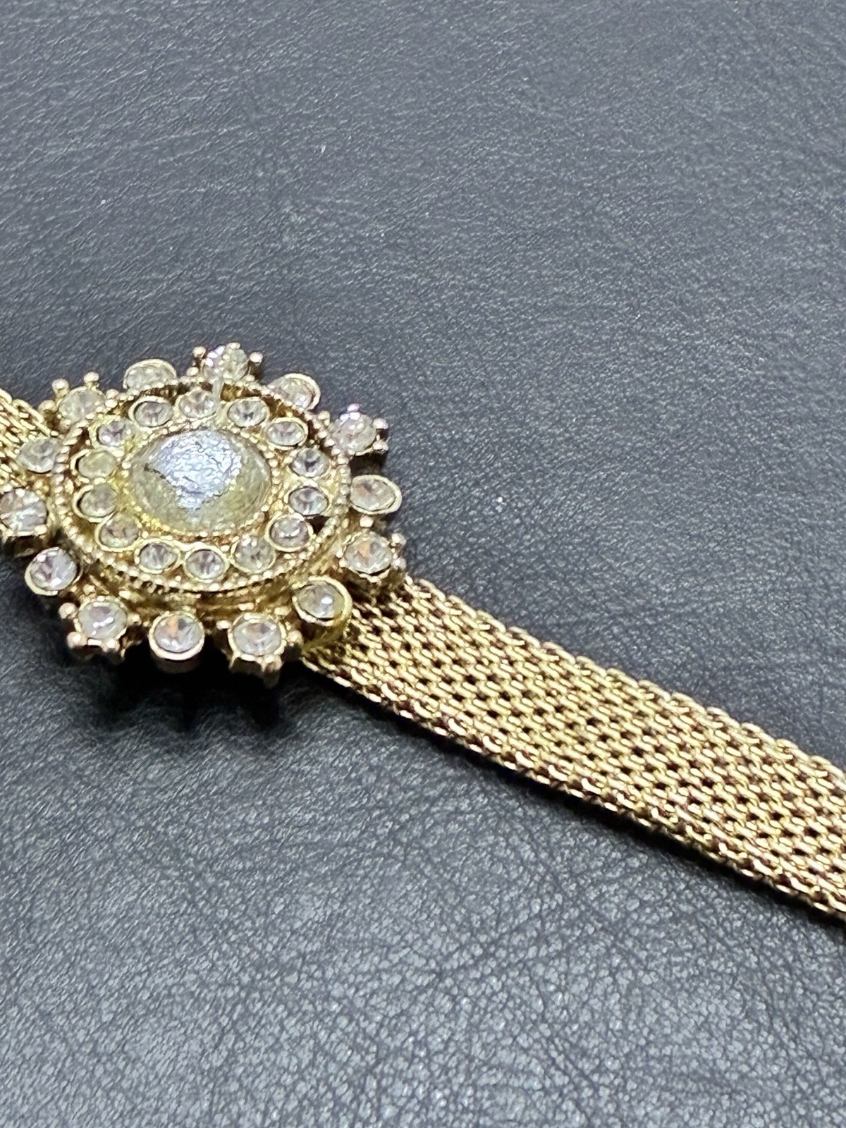Vintage Signed Florenza Gold Mesh 7″ Fold-Over Clasp Bracelet Rhinestone As-Is R