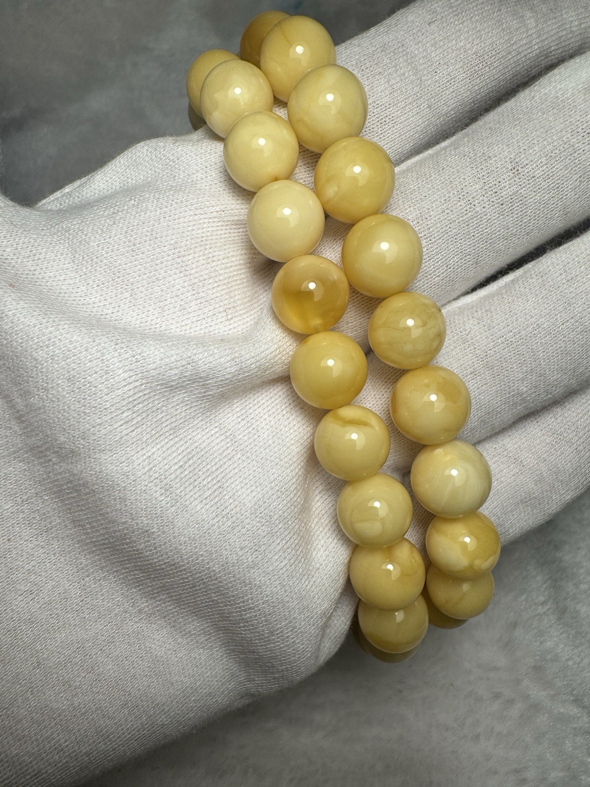 Genuine Baltic Amber Necklace-Polished Round Bead 10.1-10.9mm 53cm 32.16g