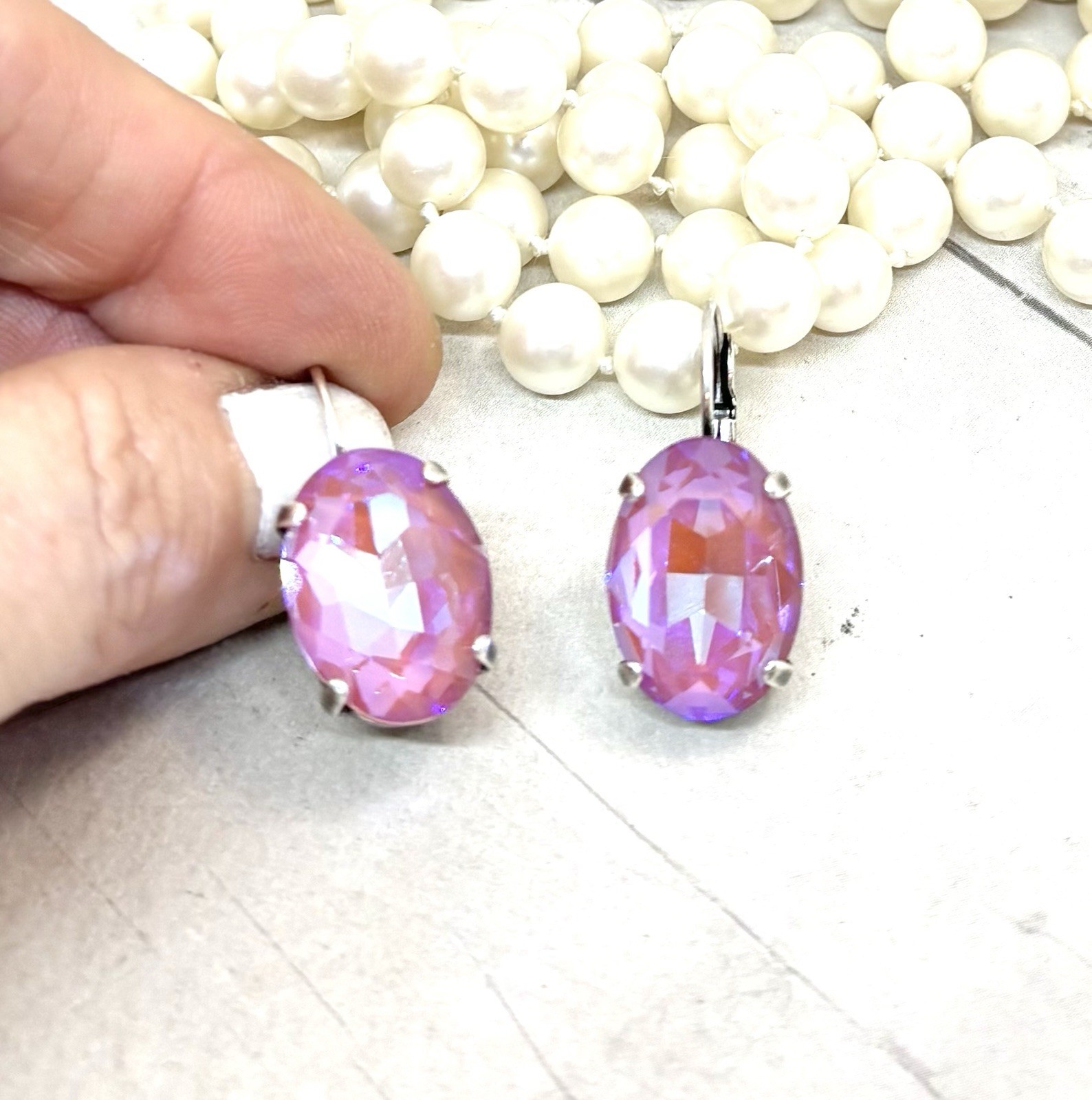 Antique Silver Plated 18mm Red Delite Oval Crystal Statement Cup Chain Earrings