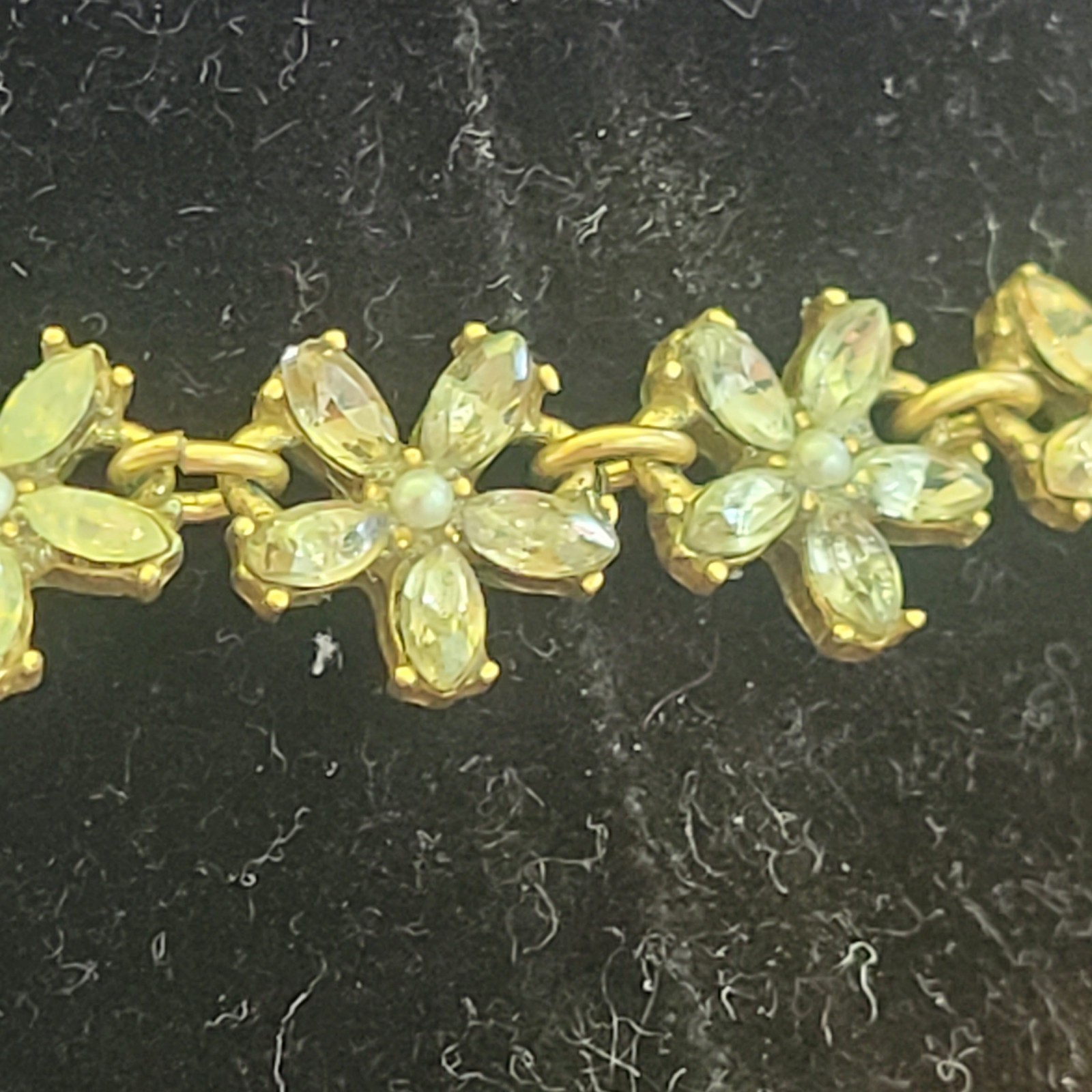 LOFT Ann Taylor Pastel Blue Rhinestone Flower Choker Necklace Silver Tone 16″