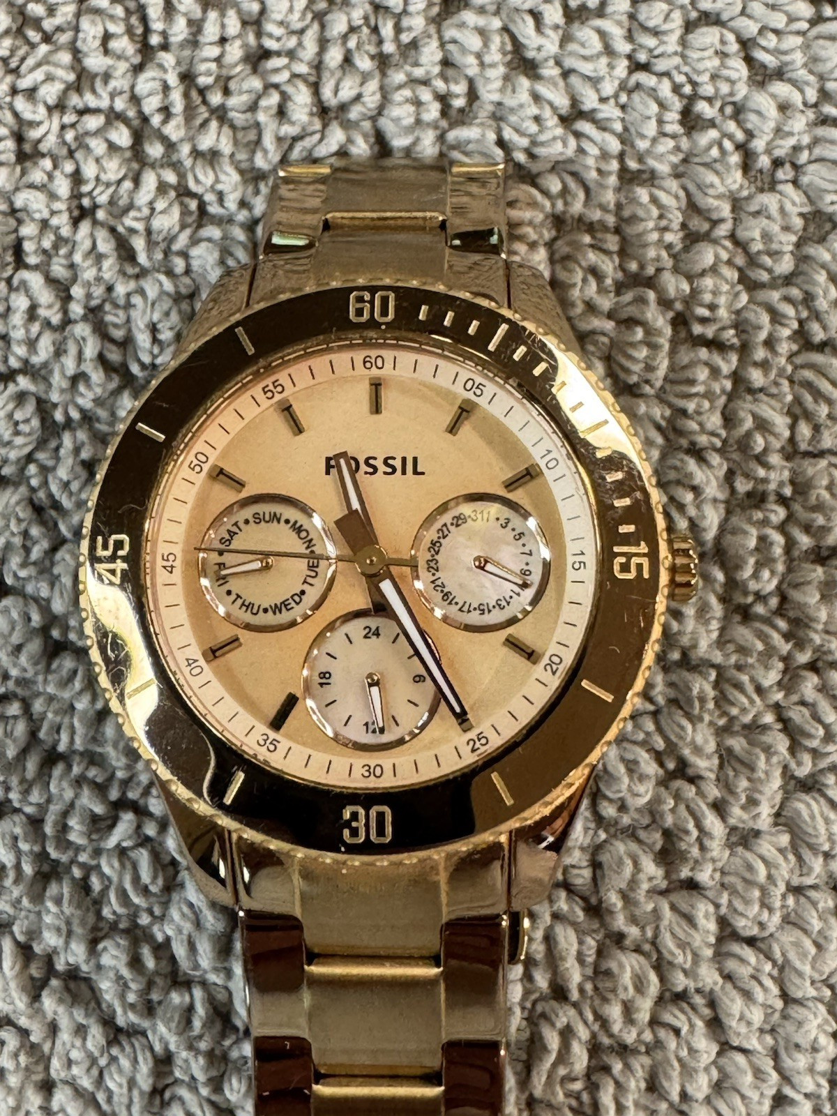 Fossil Stella Womens Watch Rose Gold Tone ES2859 New Battery
