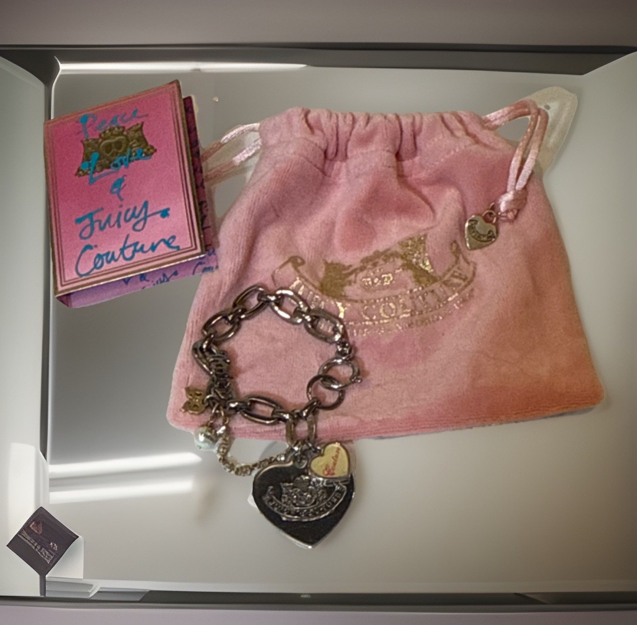 Y2K Juicy Couture LET THEM EAT COUTURE Pearl Heart Charm Bracelet Silver Tone