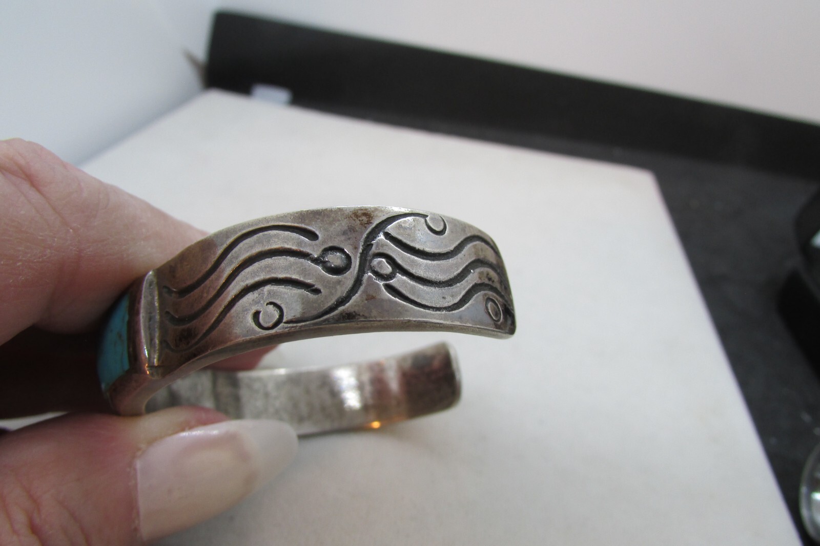 VTG SW N A 6 STONE TURQUOISE CUFF WEIGHT IS 40 GRAMS STERLING