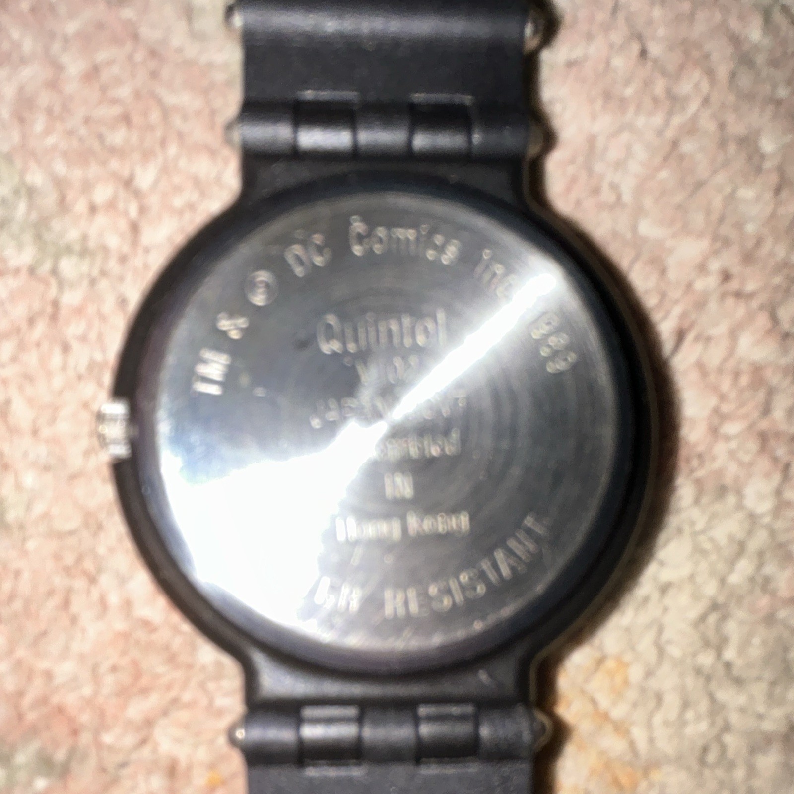 DC Comics Batman Logo Kids Quartz Analog Wristwatch Black Rubber Strap 25mm