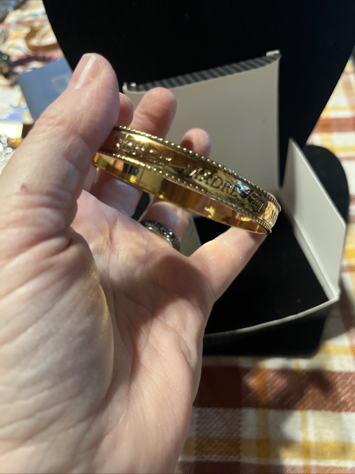 9.5” Avon “Mom” In all languages Bangle Size Large Gold Tone VTG