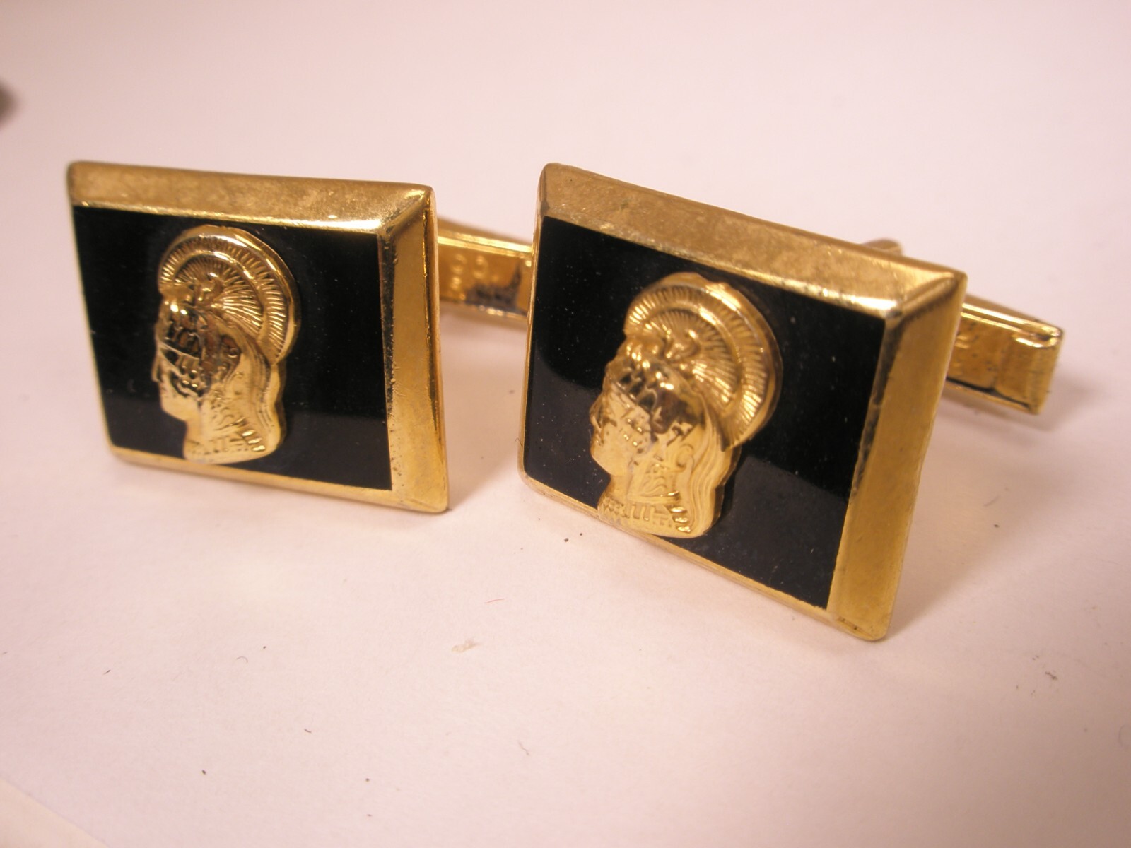 Helmeted Knight Warrior Soldier Vintage KINNEY CO Cuff Links