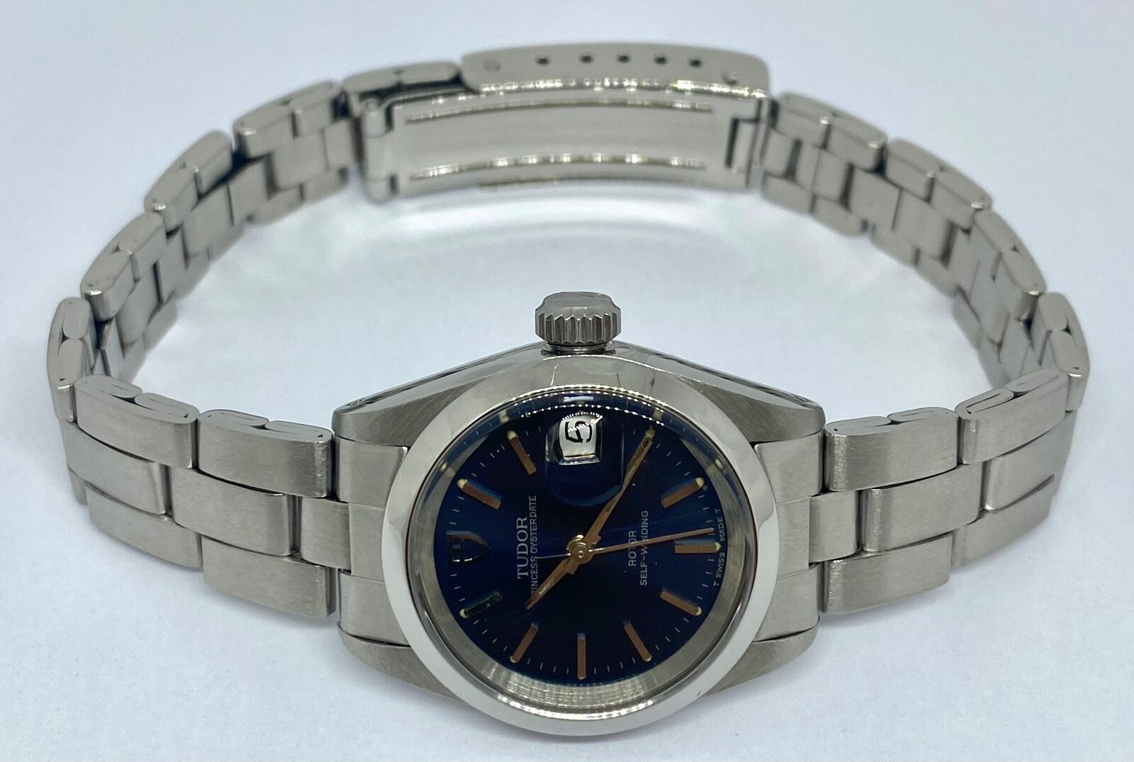Tudor Princess Oysterdate
