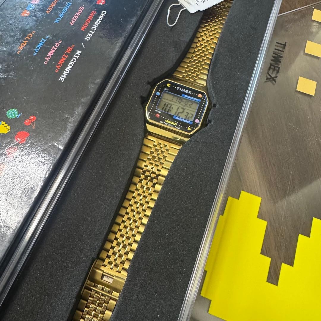 NEW 34mm TIMEX x PACMAN T80 Digital Watch TW2U32000 Gold